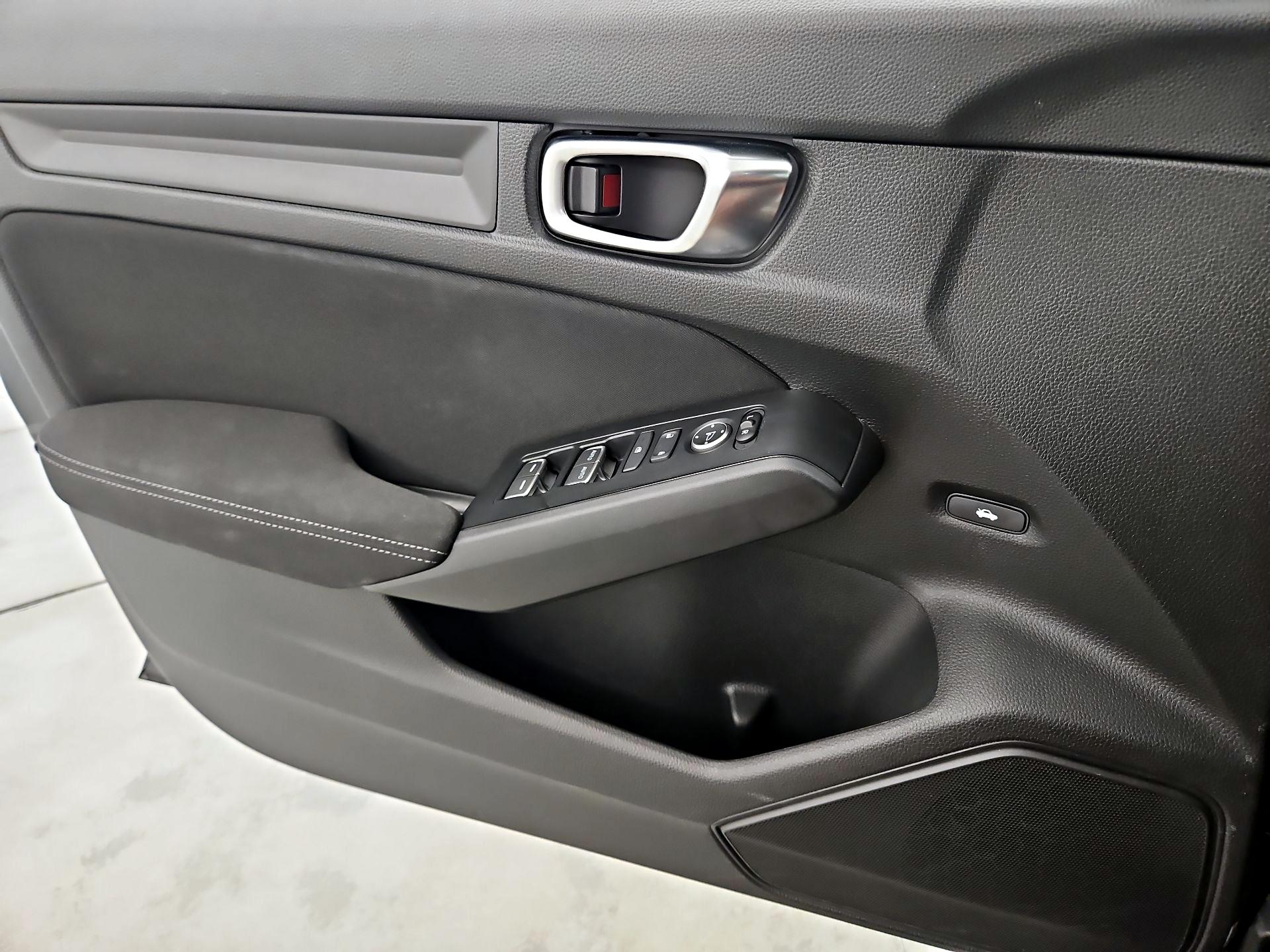 Thumbnail: 2024 Honda Civic - 12