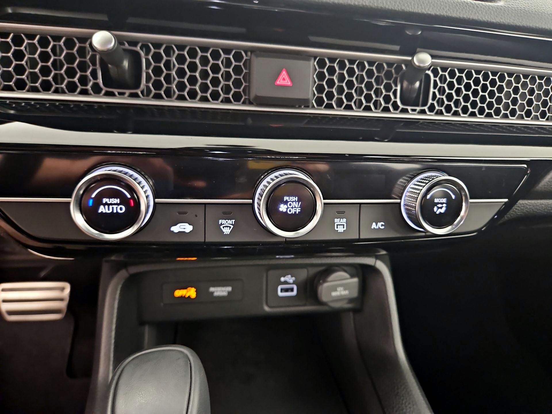 Thumbnail: 2024 Honda Civic - 16