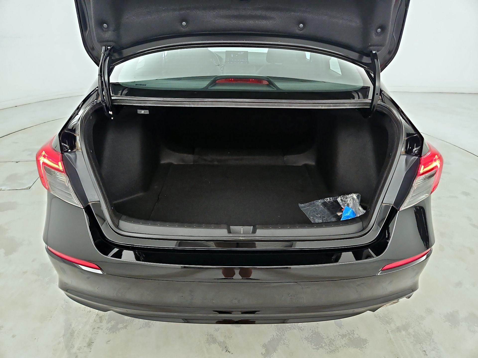 Thumbnail: 2024 Honda Civic - 20