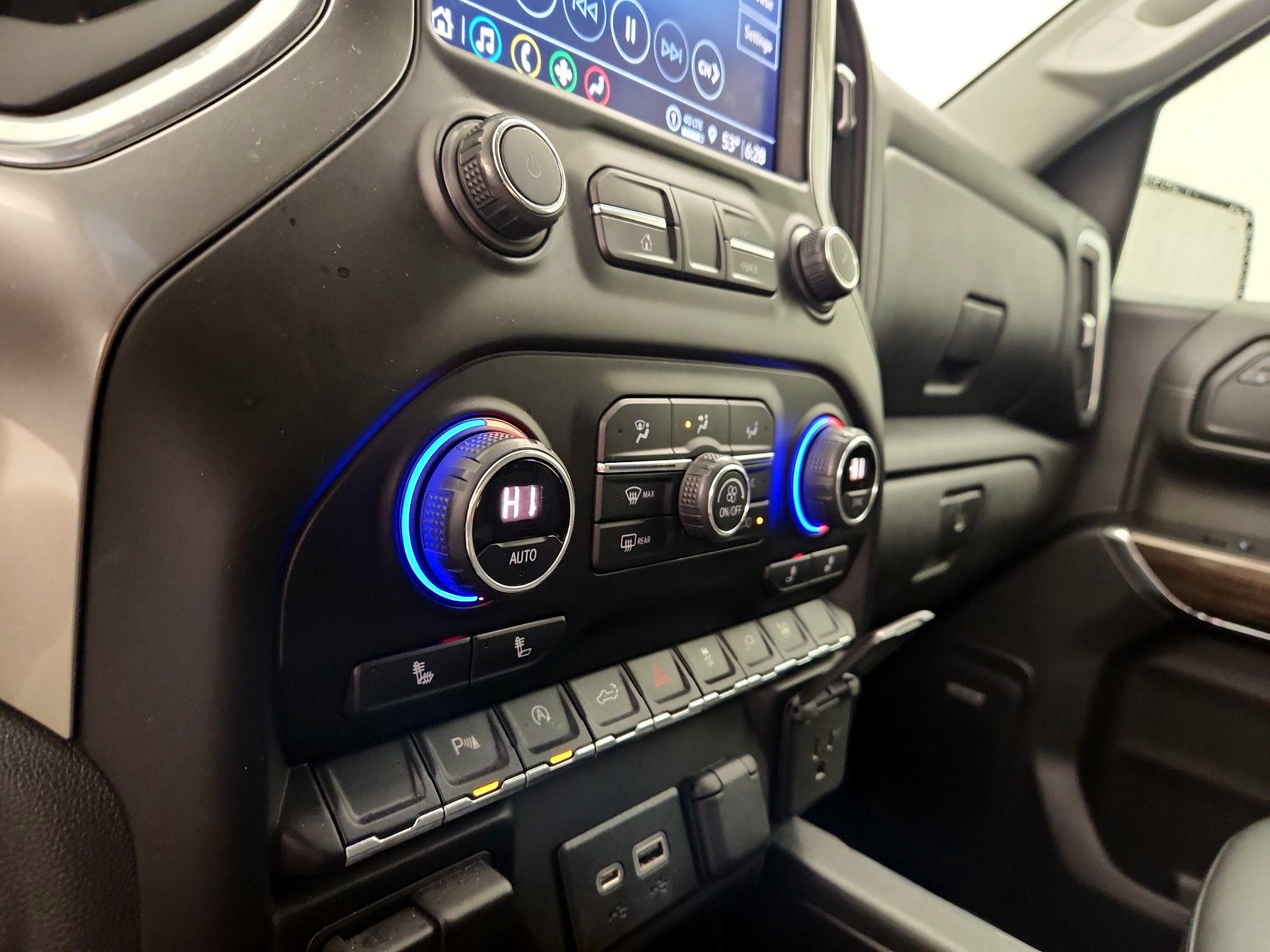 Thumbnail: 2021 Chevrolet Silverado 1500 - 16