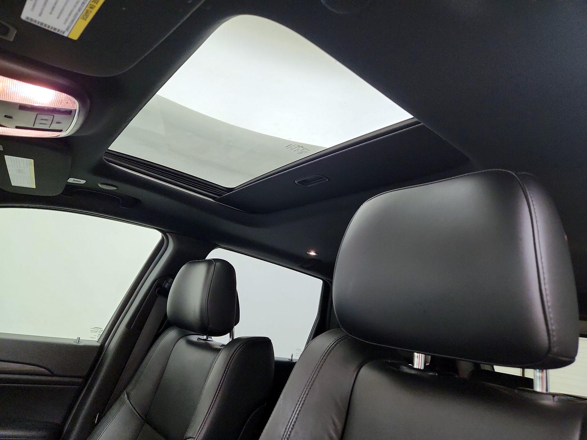 Thumbnail: 2022 Jeep Grand Cherokee - 20