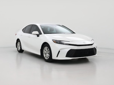 White 2025 Toyota Camry LE