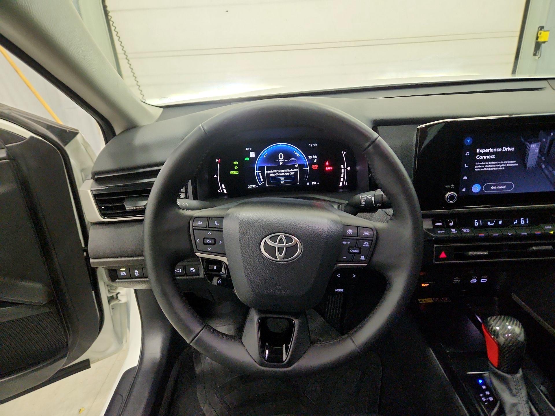 Thumbnail: 2025 Toyota Camry - 10