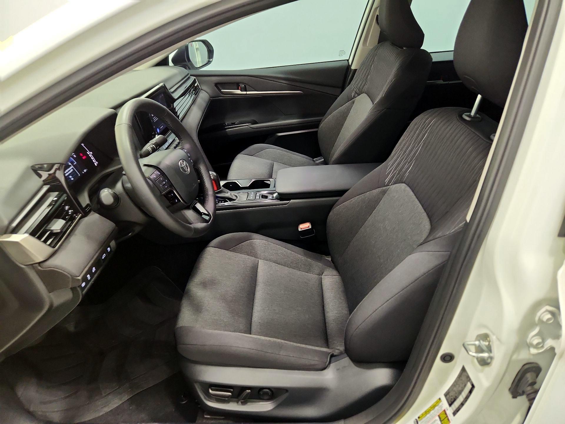 Thumbnail: 2025 Toyota Camry - 11
