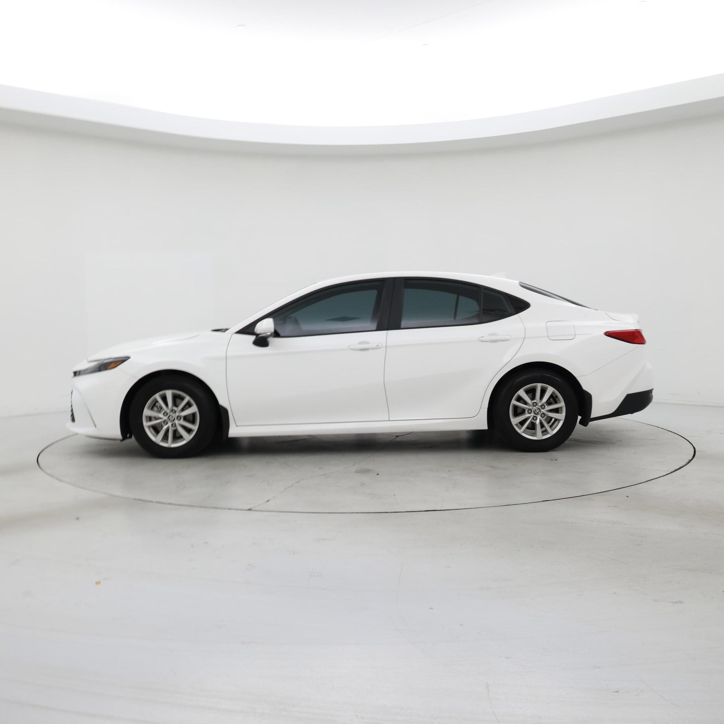 Thumbnail: 2025 Toyota Camry - 3