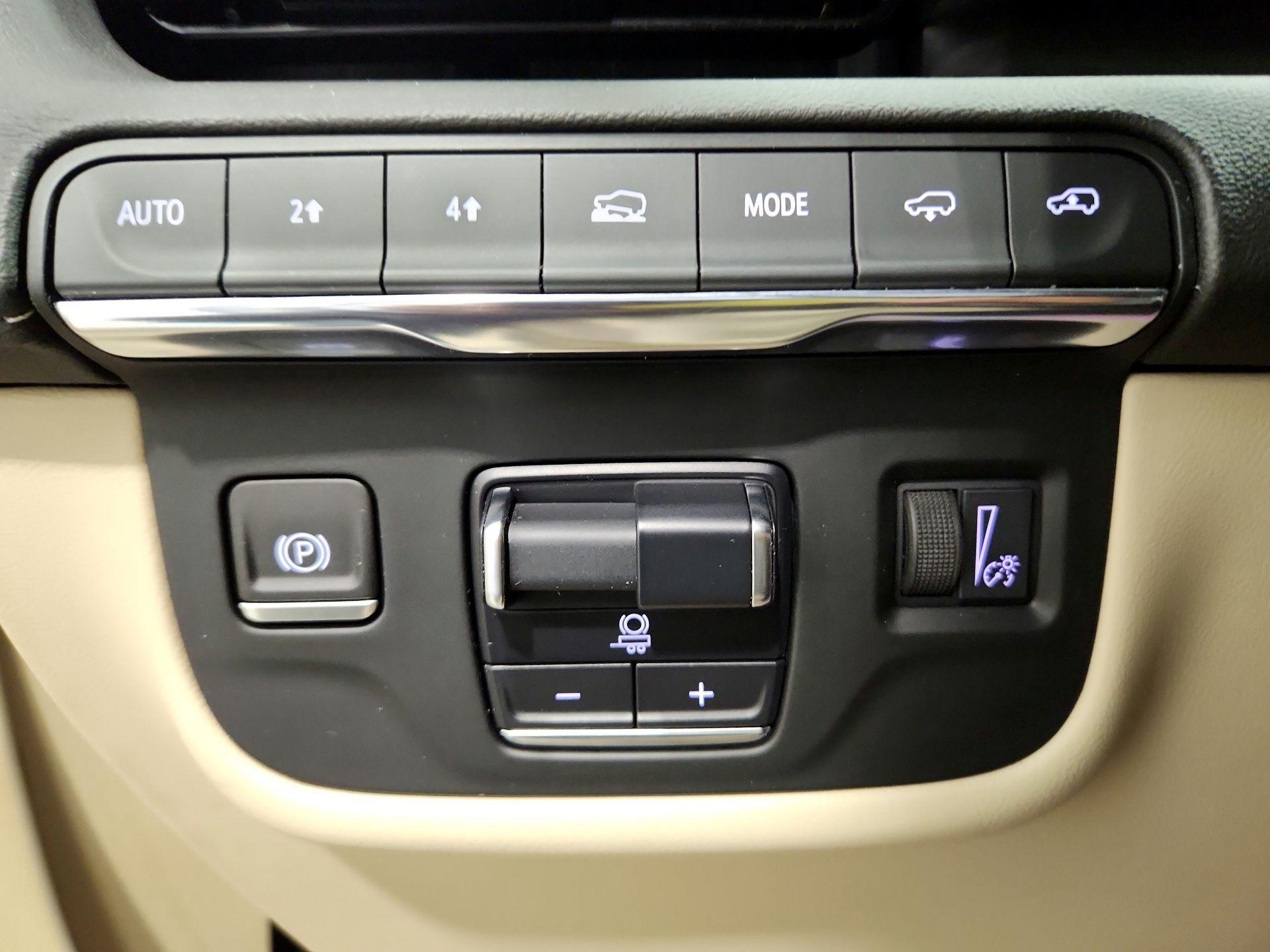 Thumbnail: 2023 Cadillac Escalade - 13