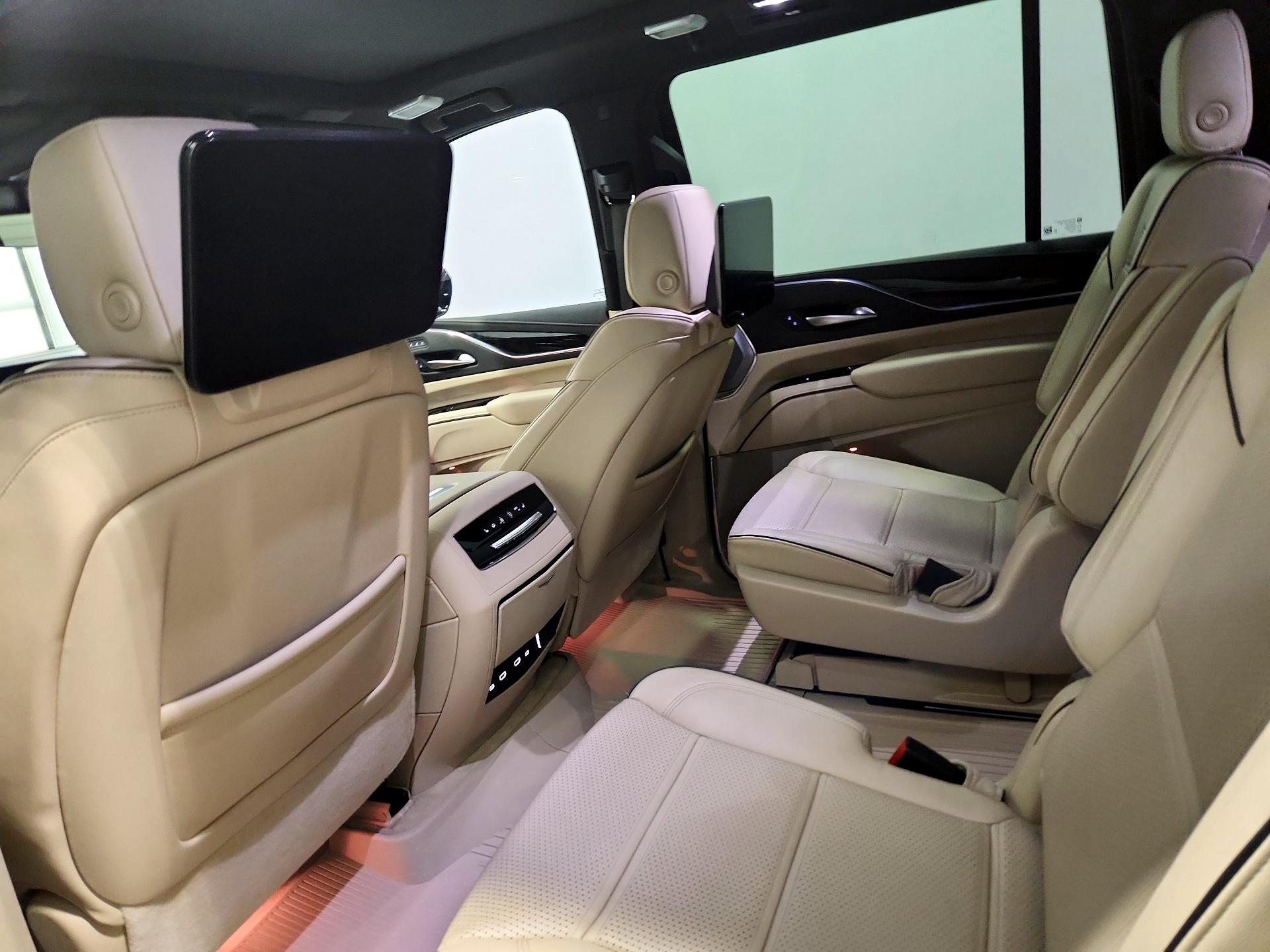 Thumbnail: 2023 Cadillac Escalade - 19