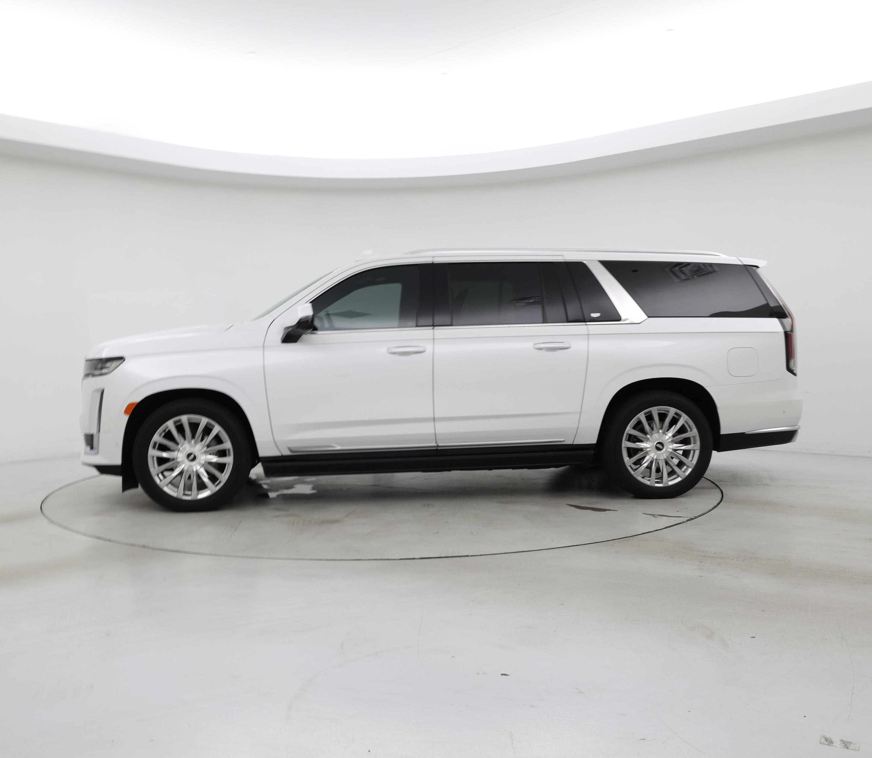 Thumbnail: 2023 Cadillac Escalade - 3