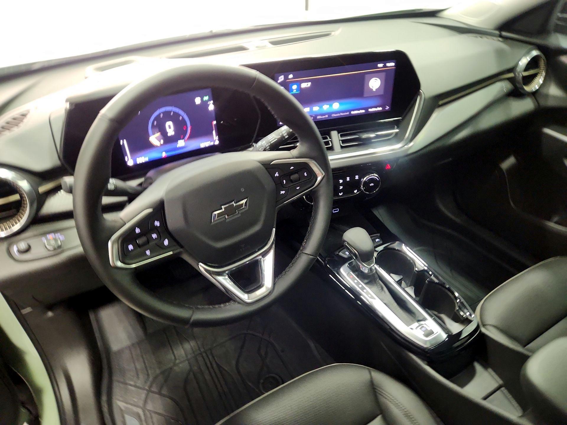 Thumbnail: 2025 Chevrolet Trax - 9