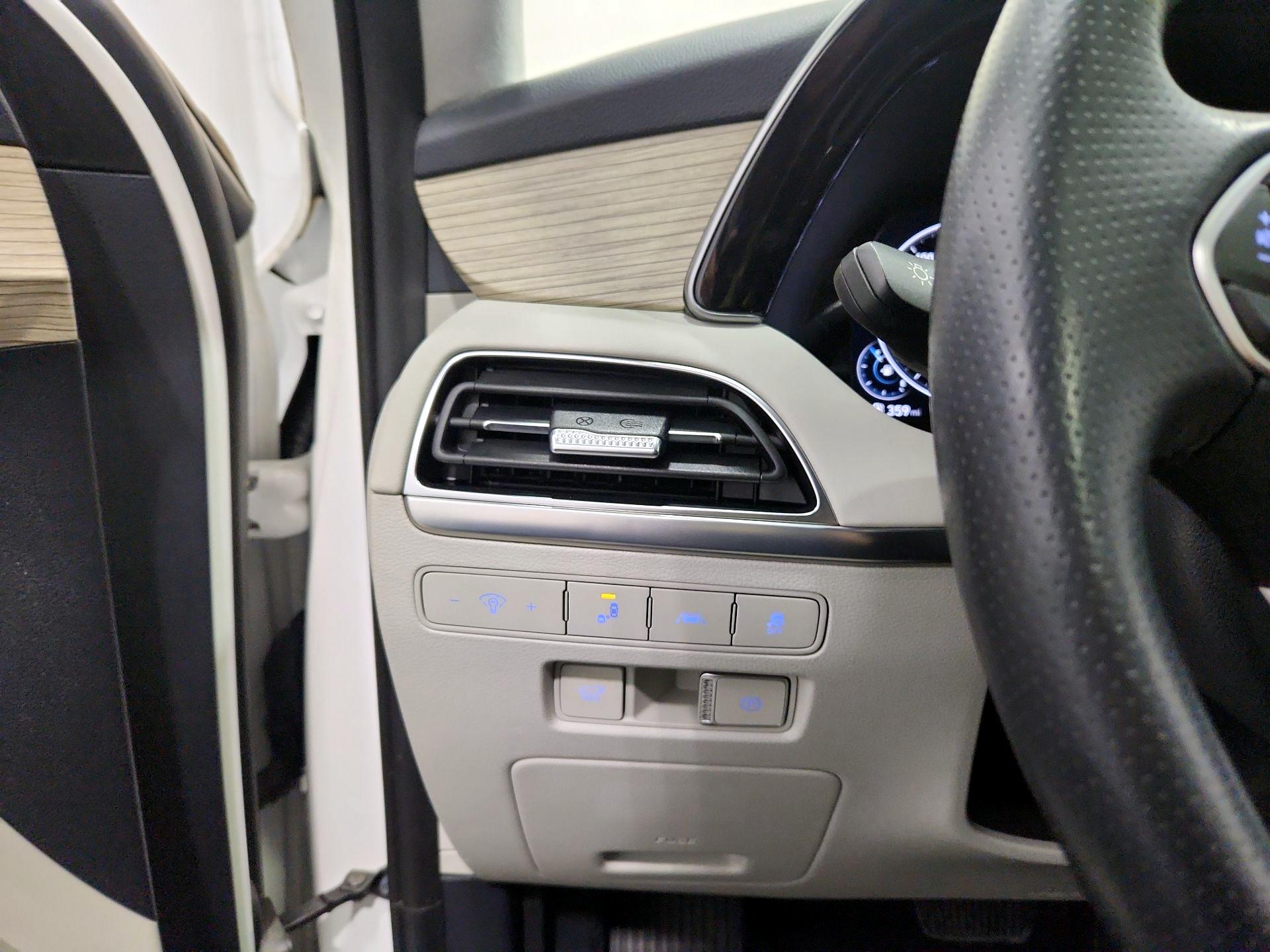 Thumbnail: 2022 Hyundai Palisade - 13