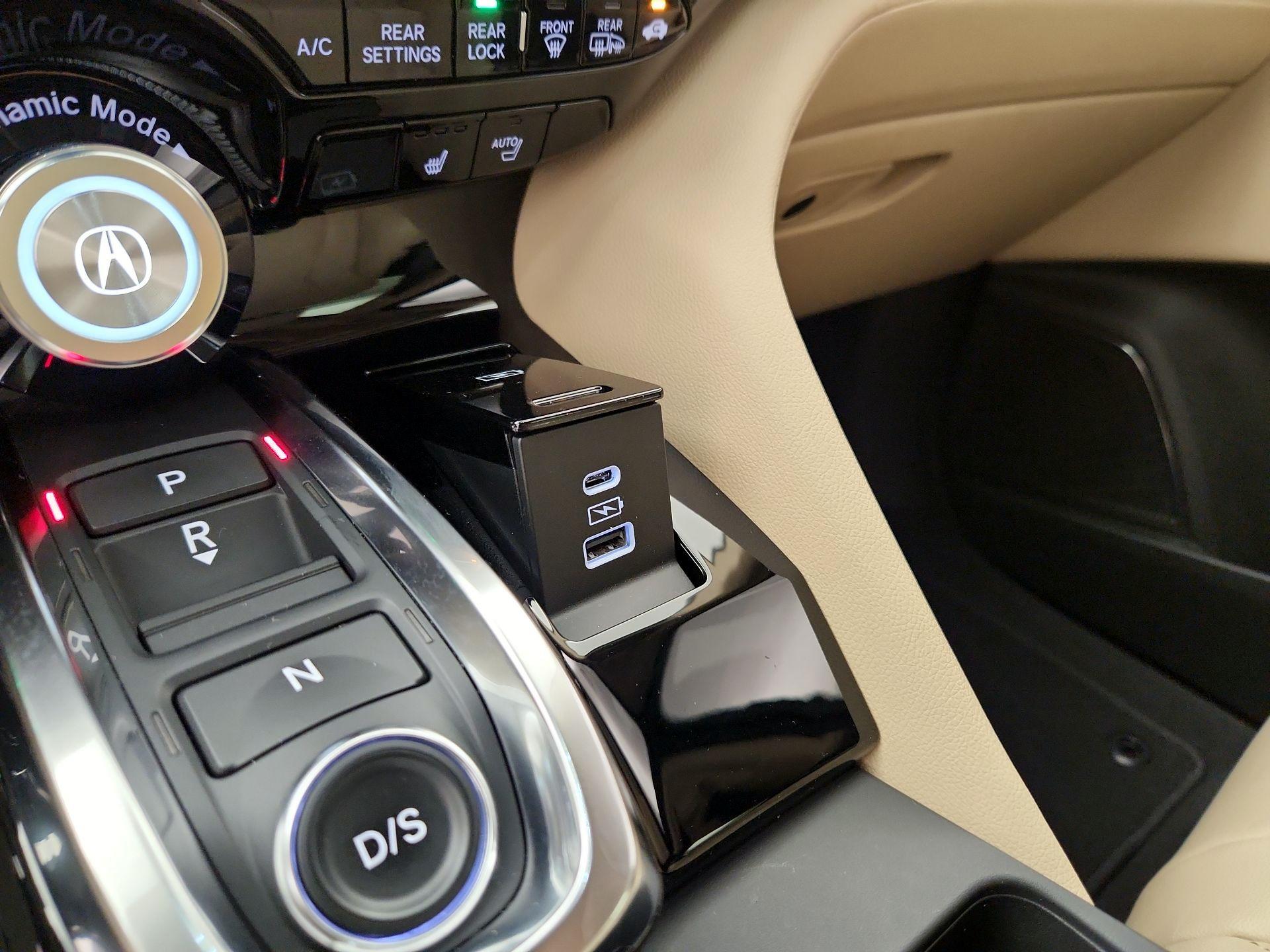 Thumbnail: 2022 Acura MDX - 18