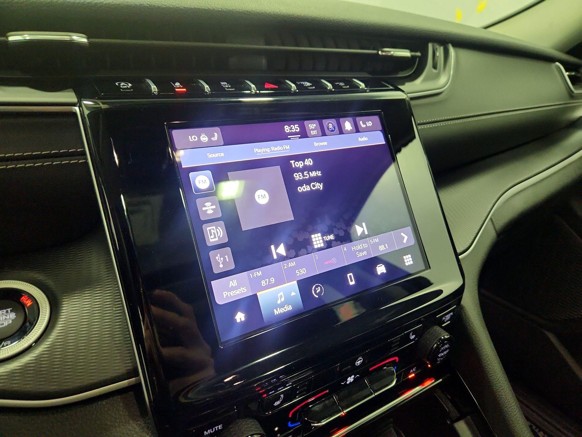 Thumbnail: 2023 Jeep Grand Cherokee - 15