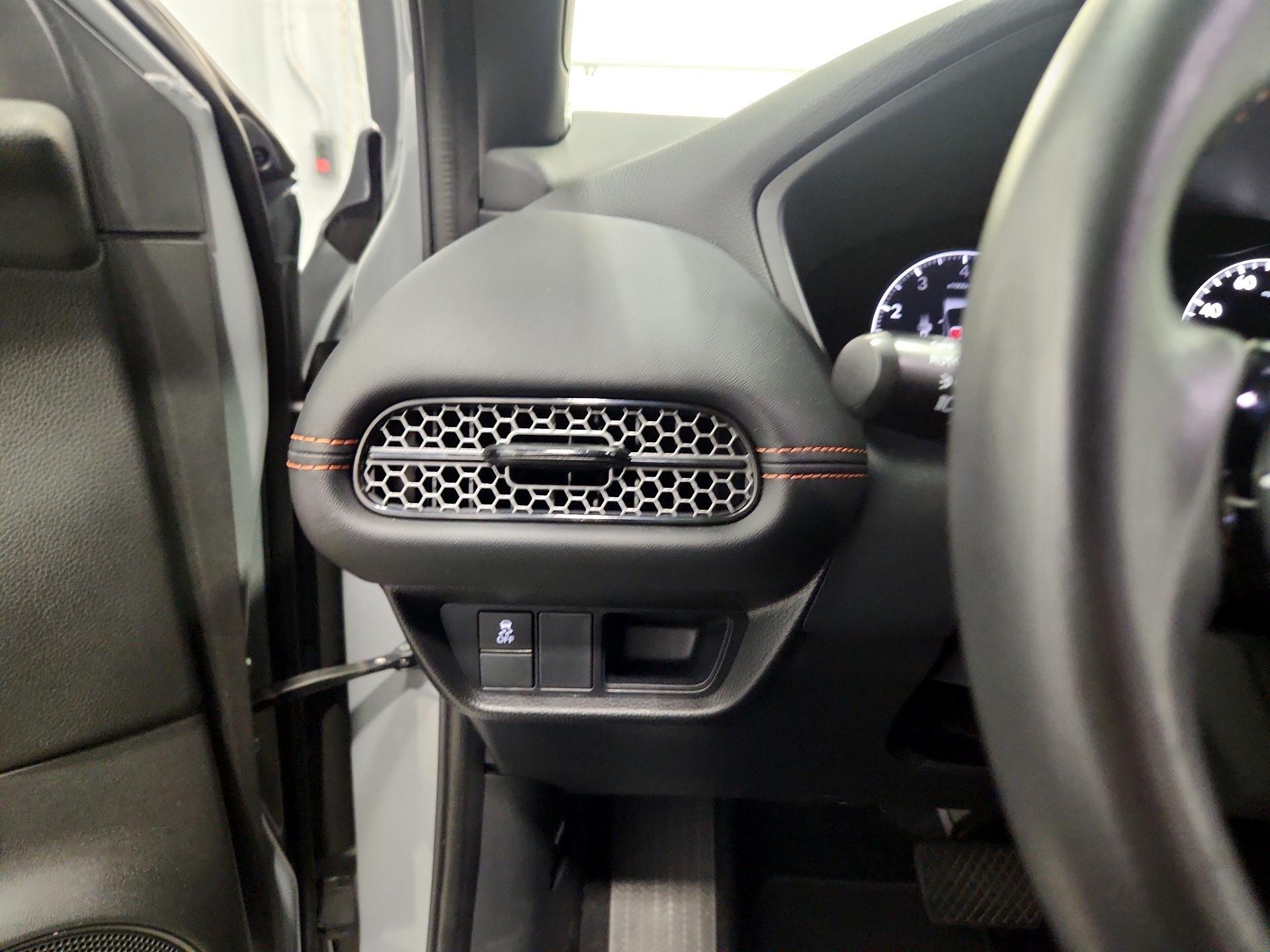 Thumbnail: 2025 Honda HR-V - 13