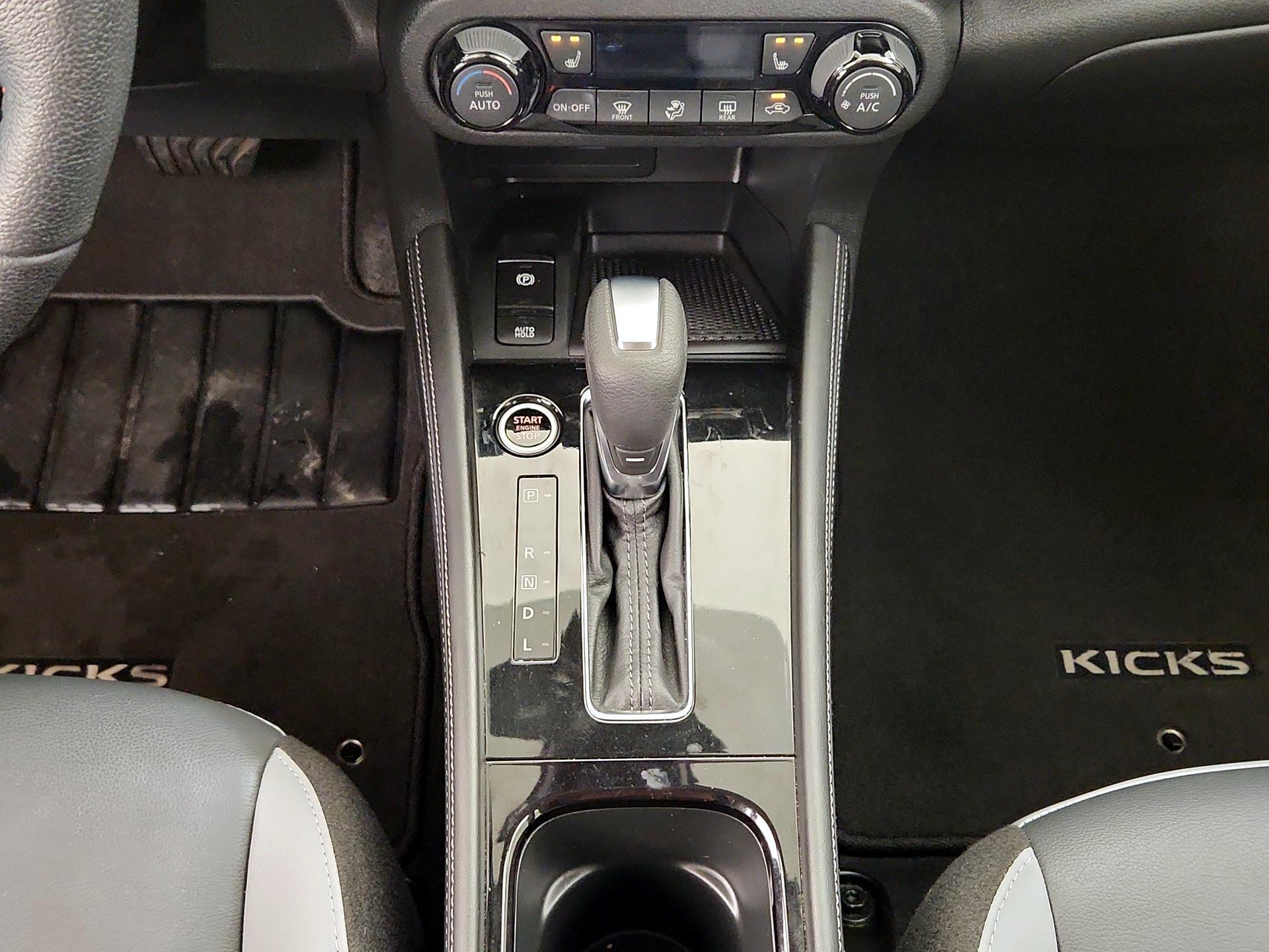 Thumbnail: 2022 Nissan Kicks - 17