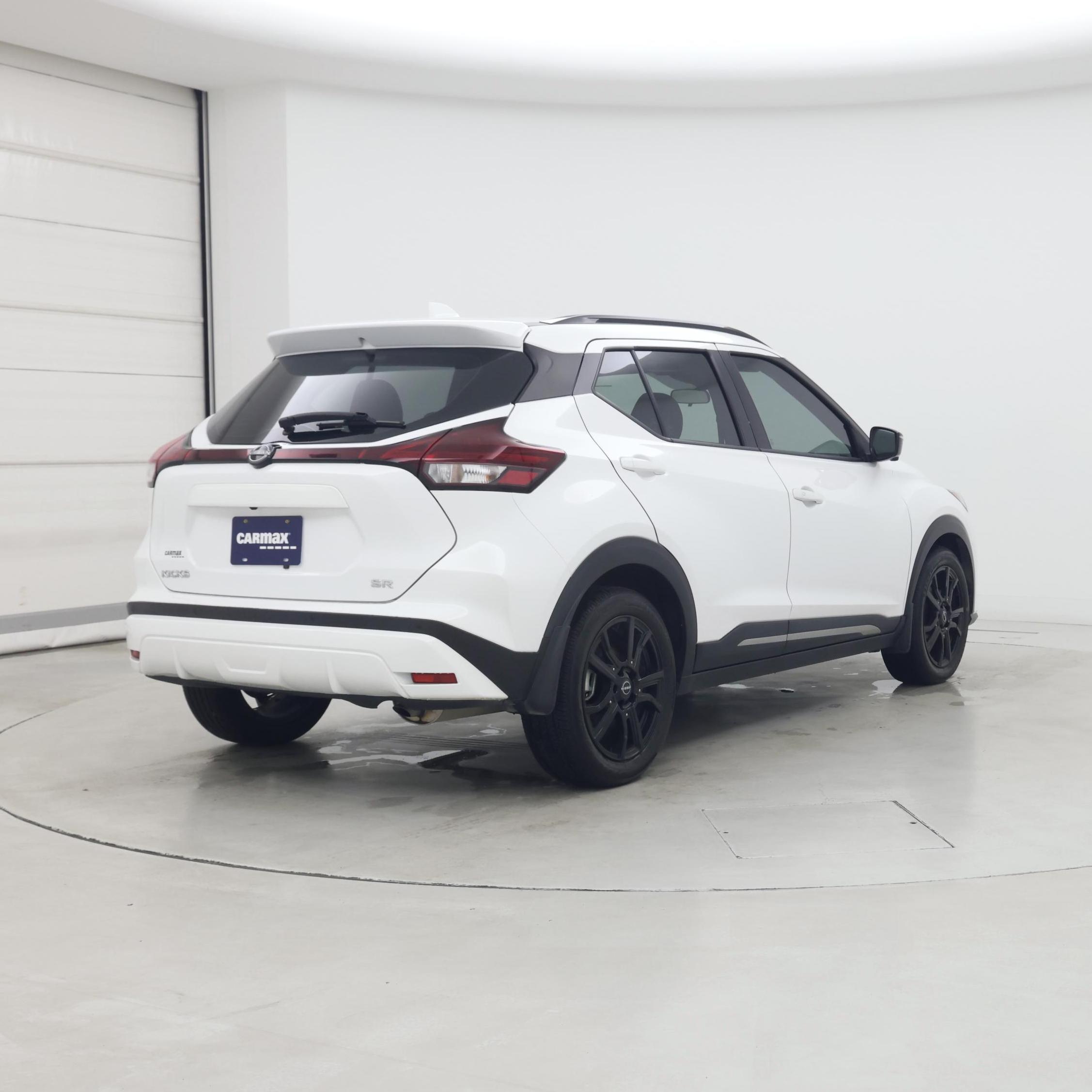 Thumbnail: 2022 Nissan Kicks - 8