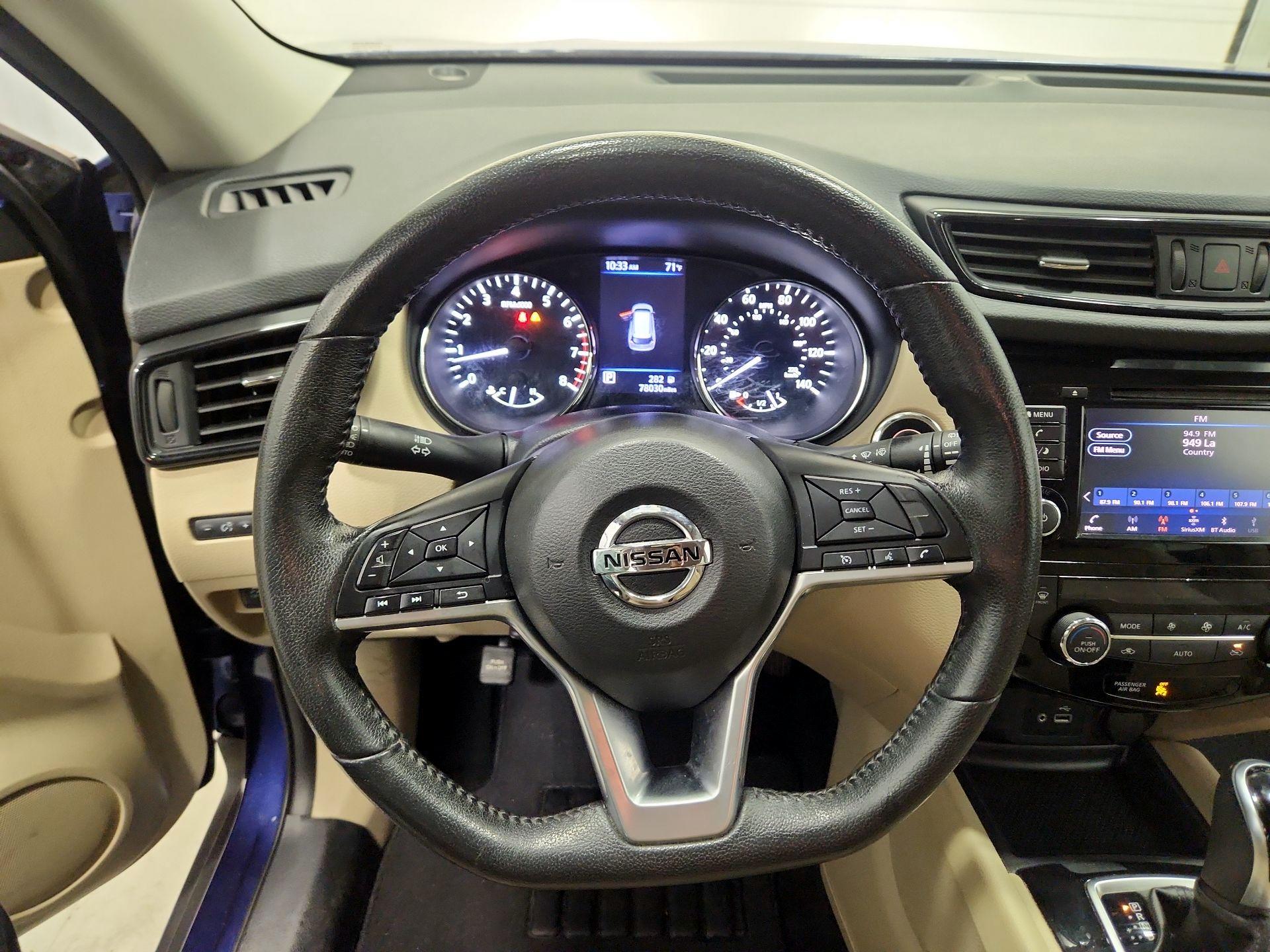 Thumbnail: 2019 Nissan Rogue - 10