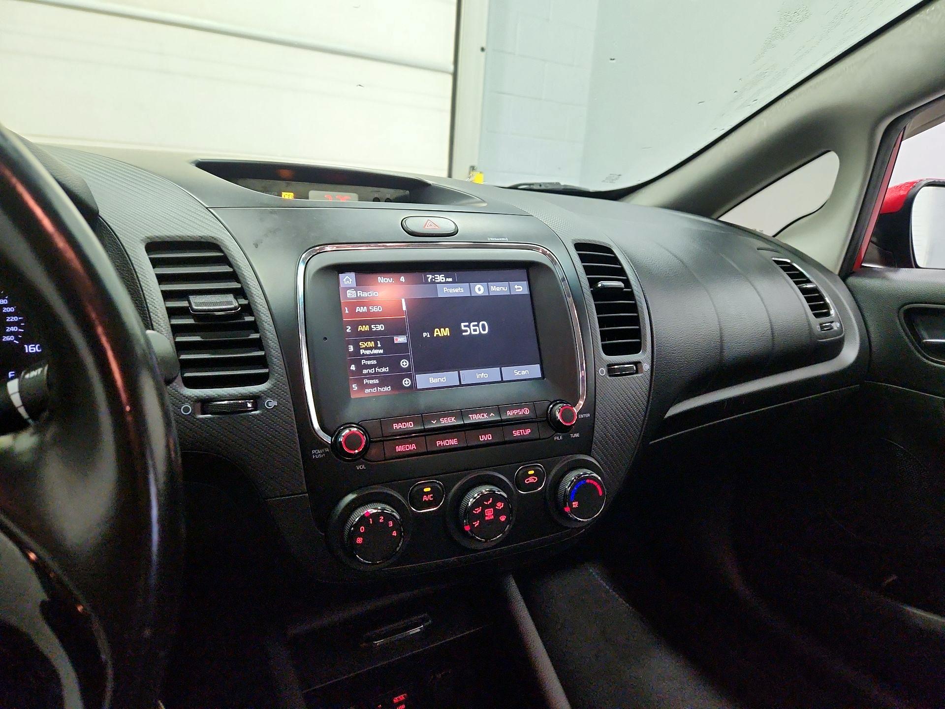 Thumbnail: 2018 Kia Forte - 15