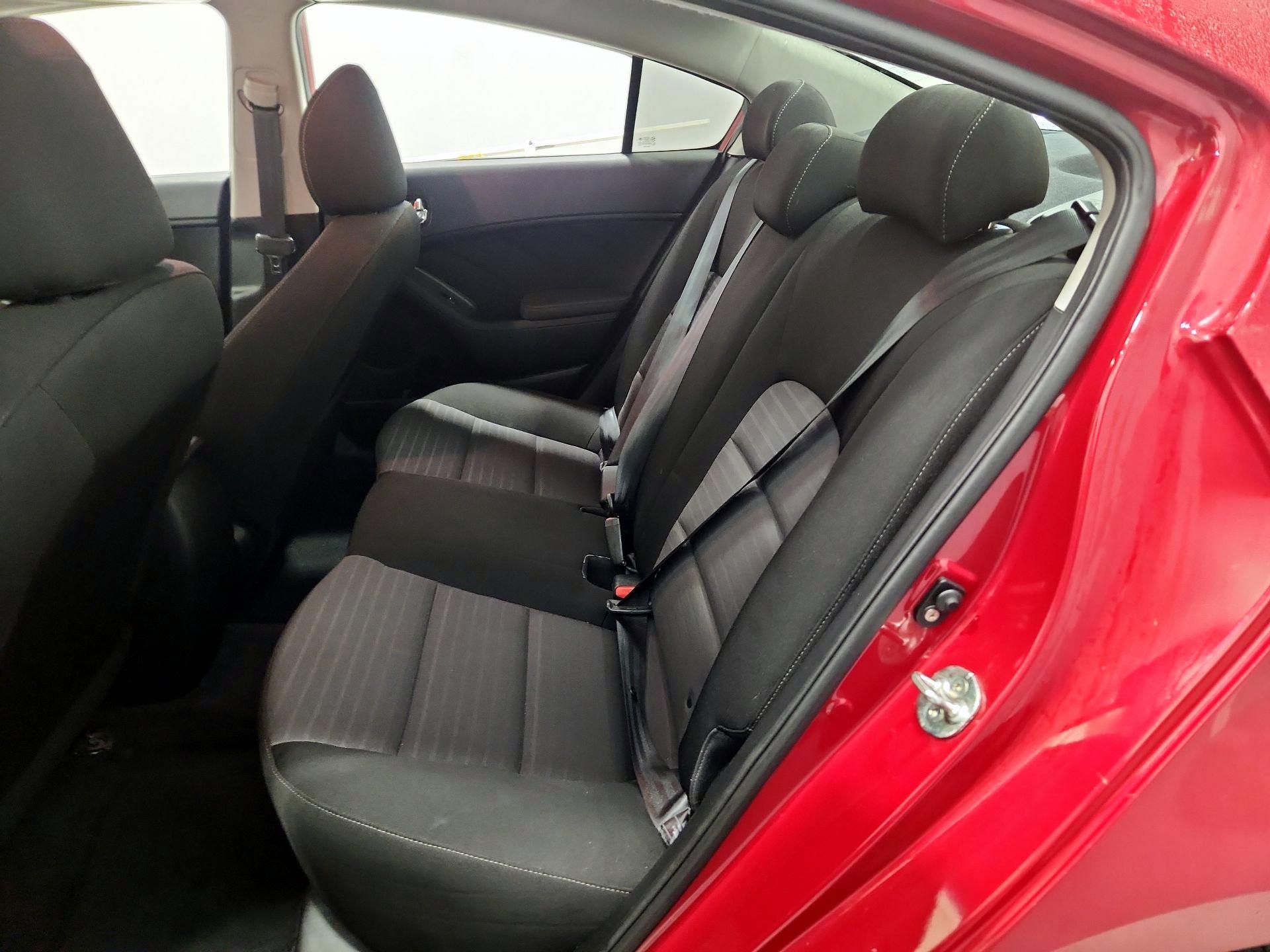 Thumbnail: 2018 Kia Forte - 19