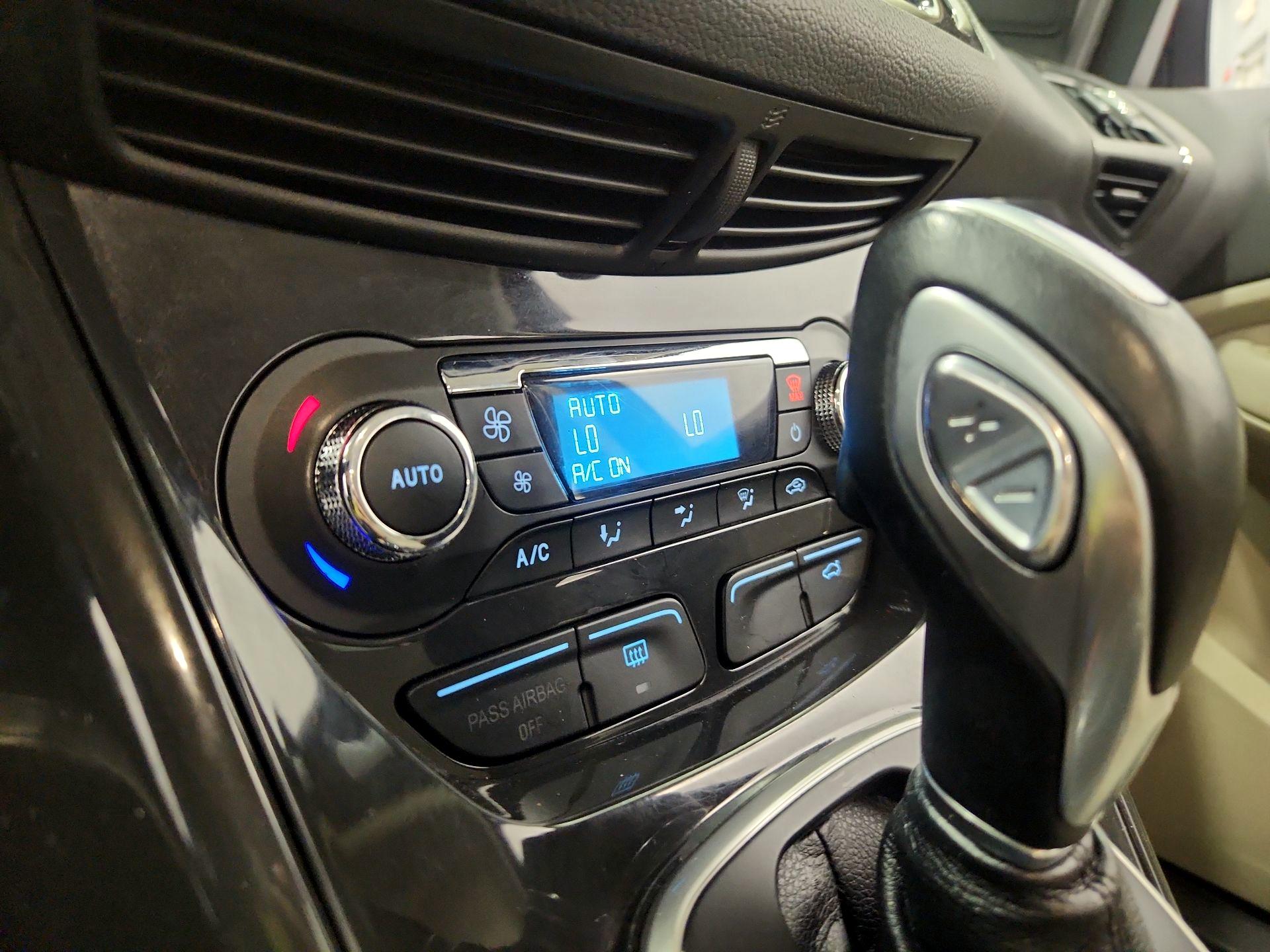 Thumbnail: 2014 Ford Escape - 17