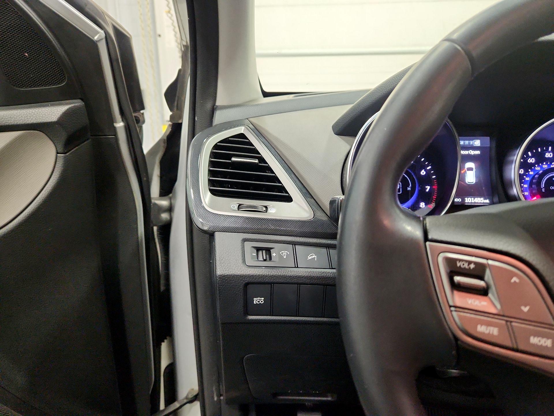 Thumbnail: 2016 Hyundai Santa Fe - 13