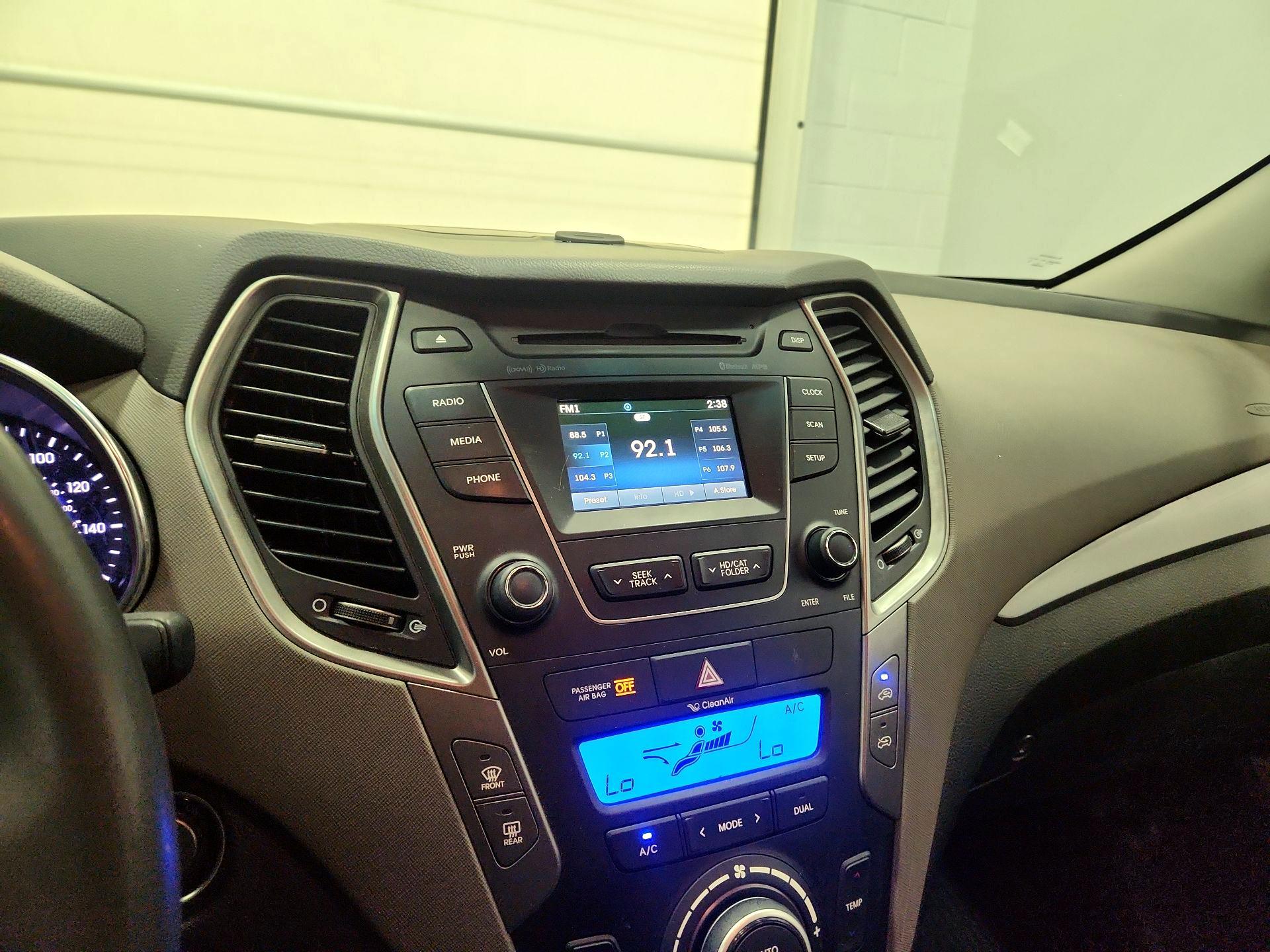 Thumbnail: 2016 Hyundai Santa Fe - 15