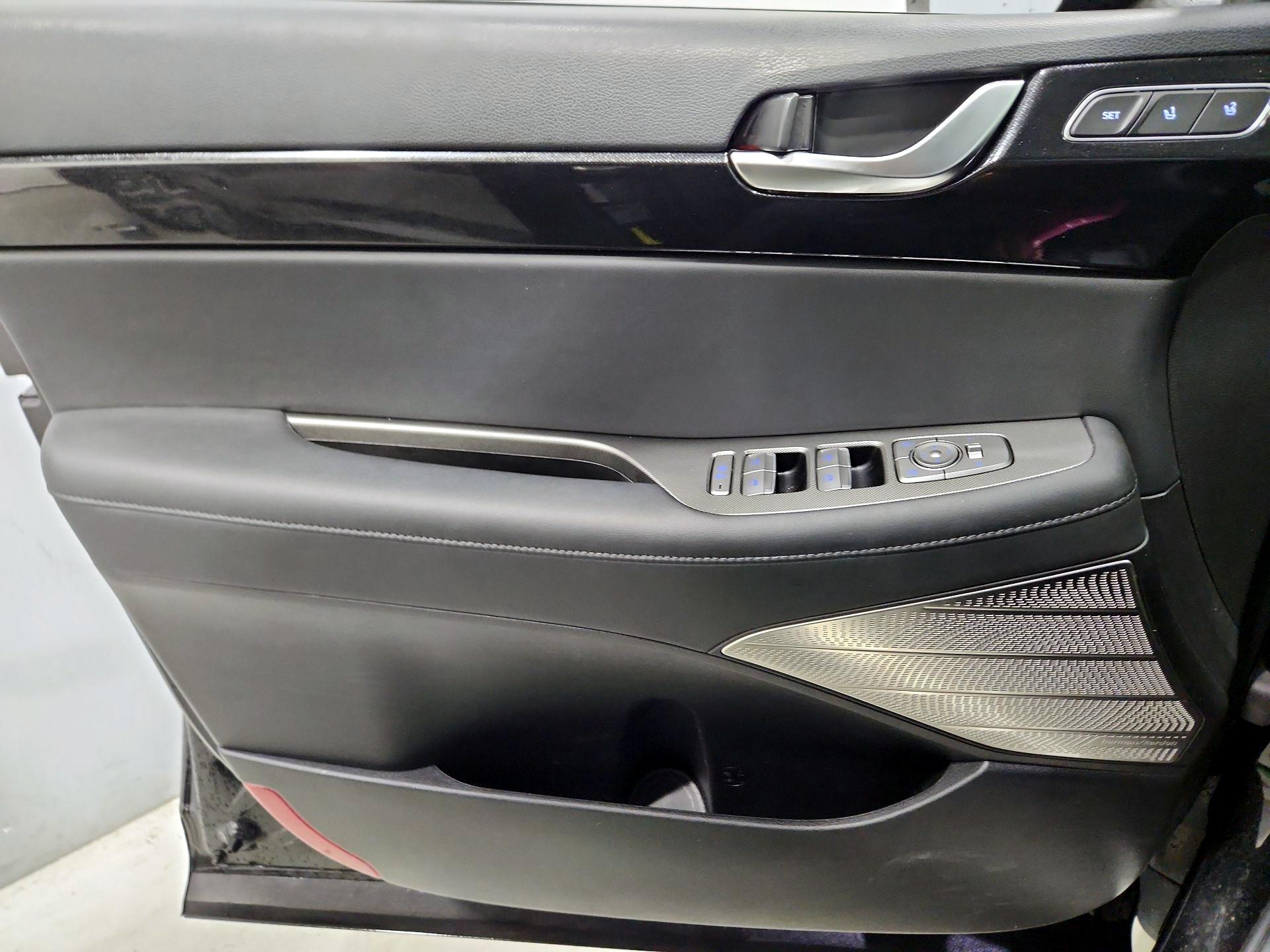 Thumbnail: 2021 Hyundai Palisade - 12