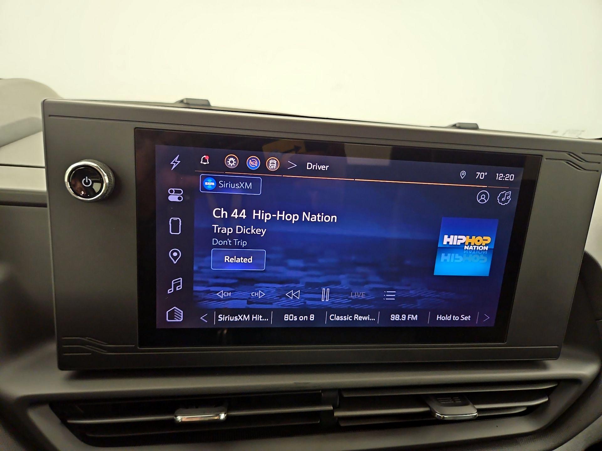 Thumbnail: 2024 Chevrolet Silverado EV - 15