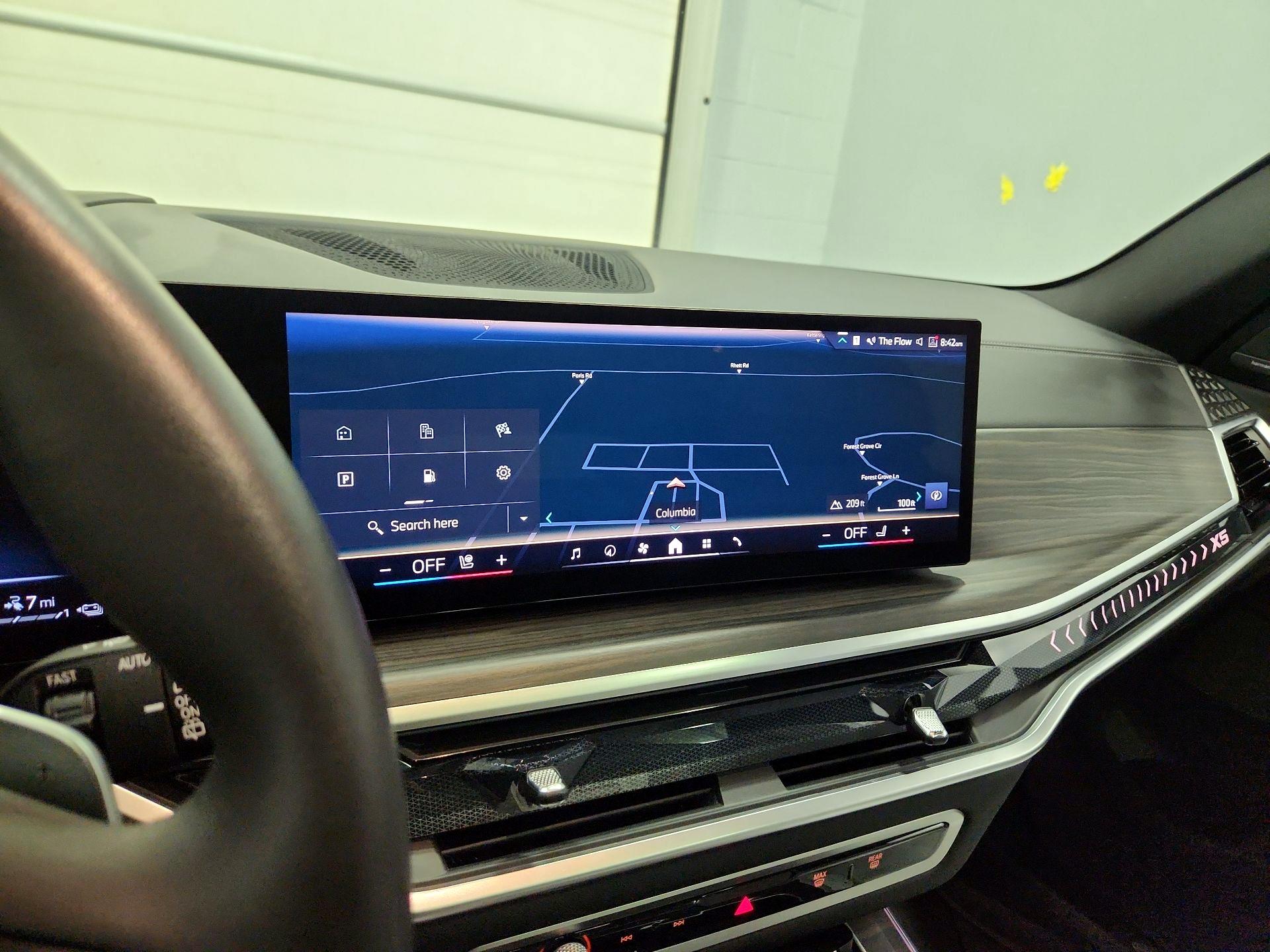 Thumbnail: 2025 BMW X5 - 14