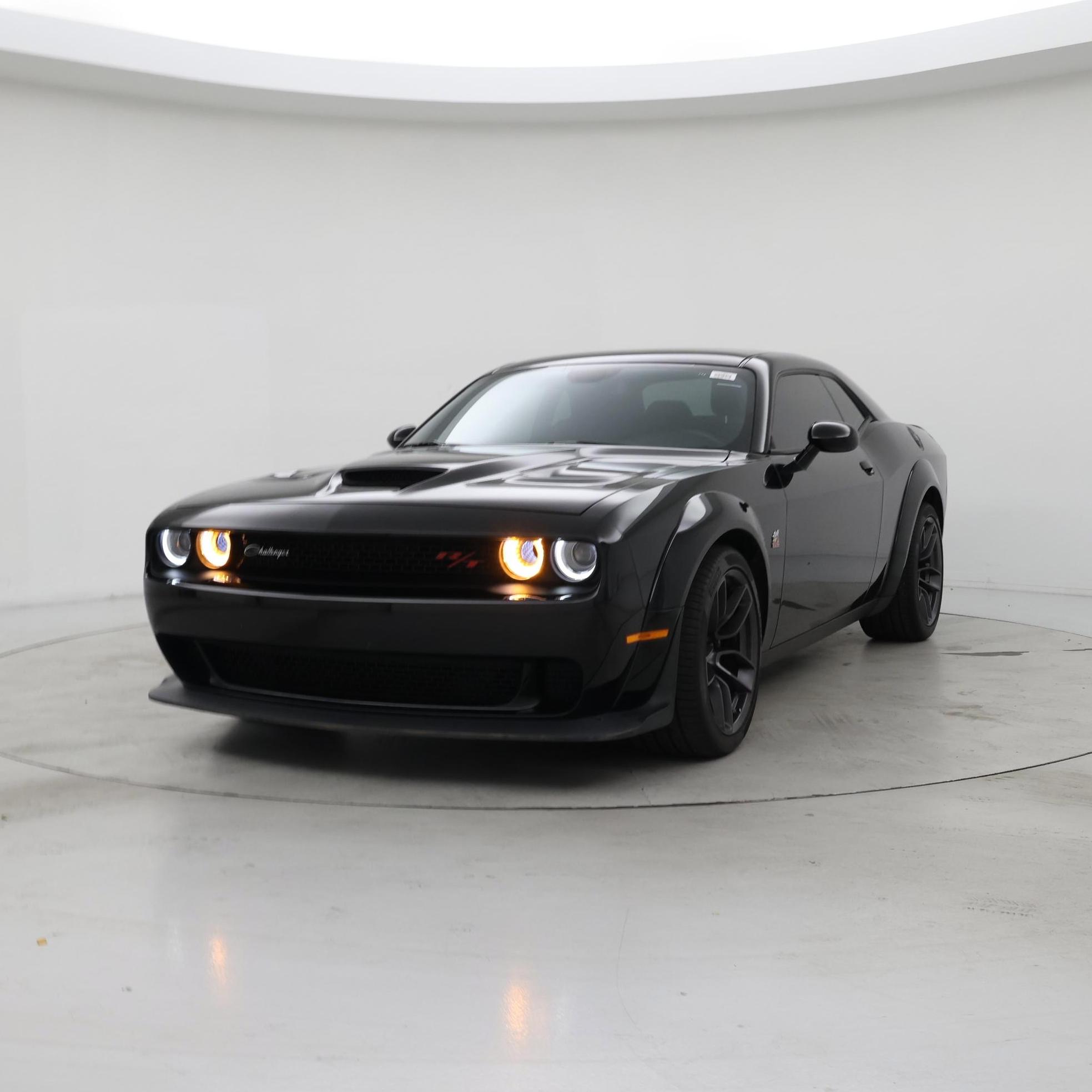 Thumbnail: 2021 Dodge Challenger - 4