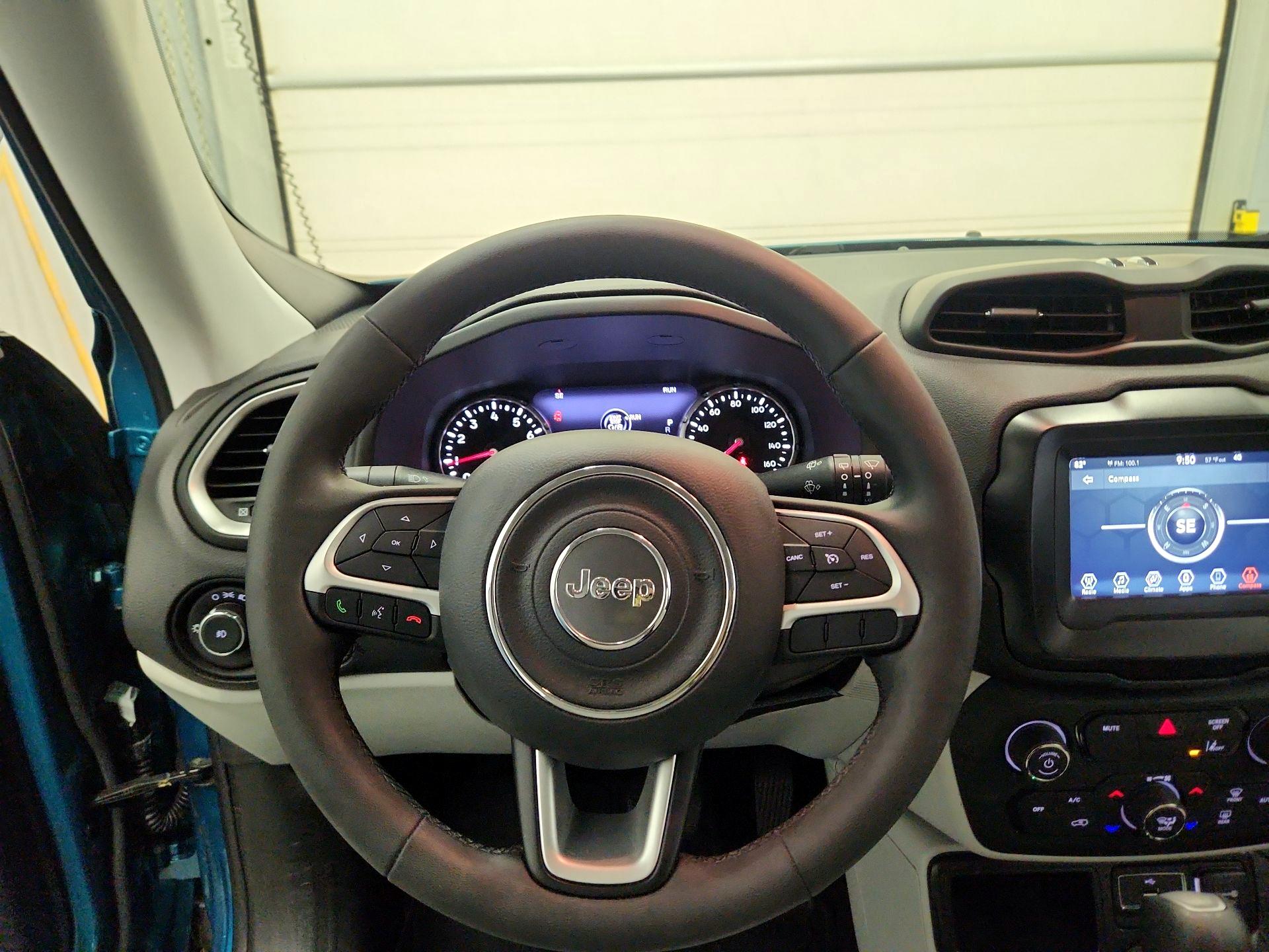 Thumbnail: 2021 Jeep Renegade - 10