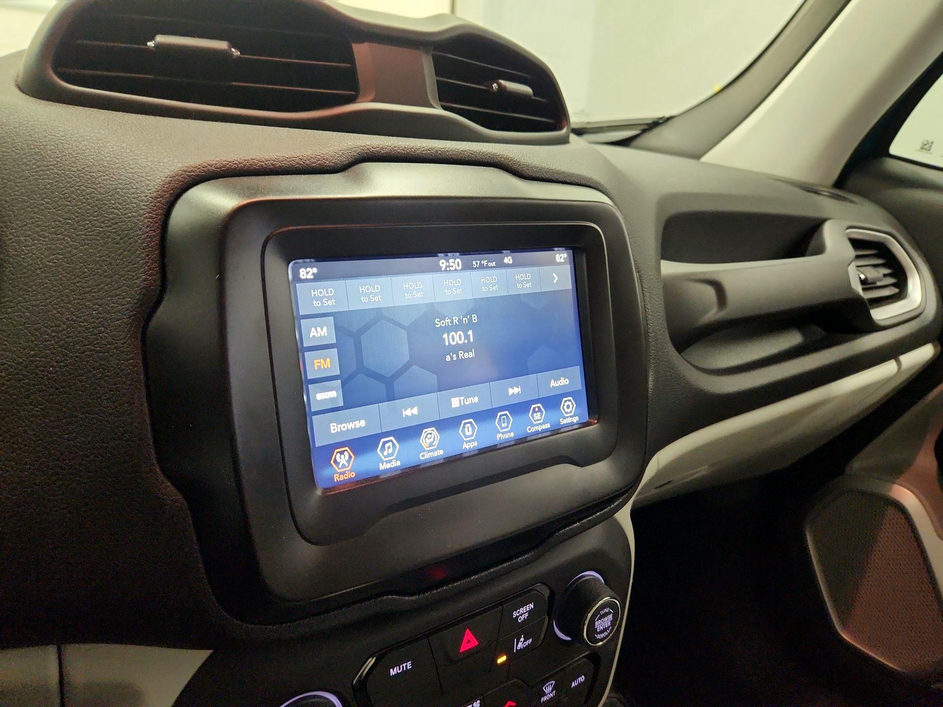 Thumbnail: 2021 Jeep Renegade - 15