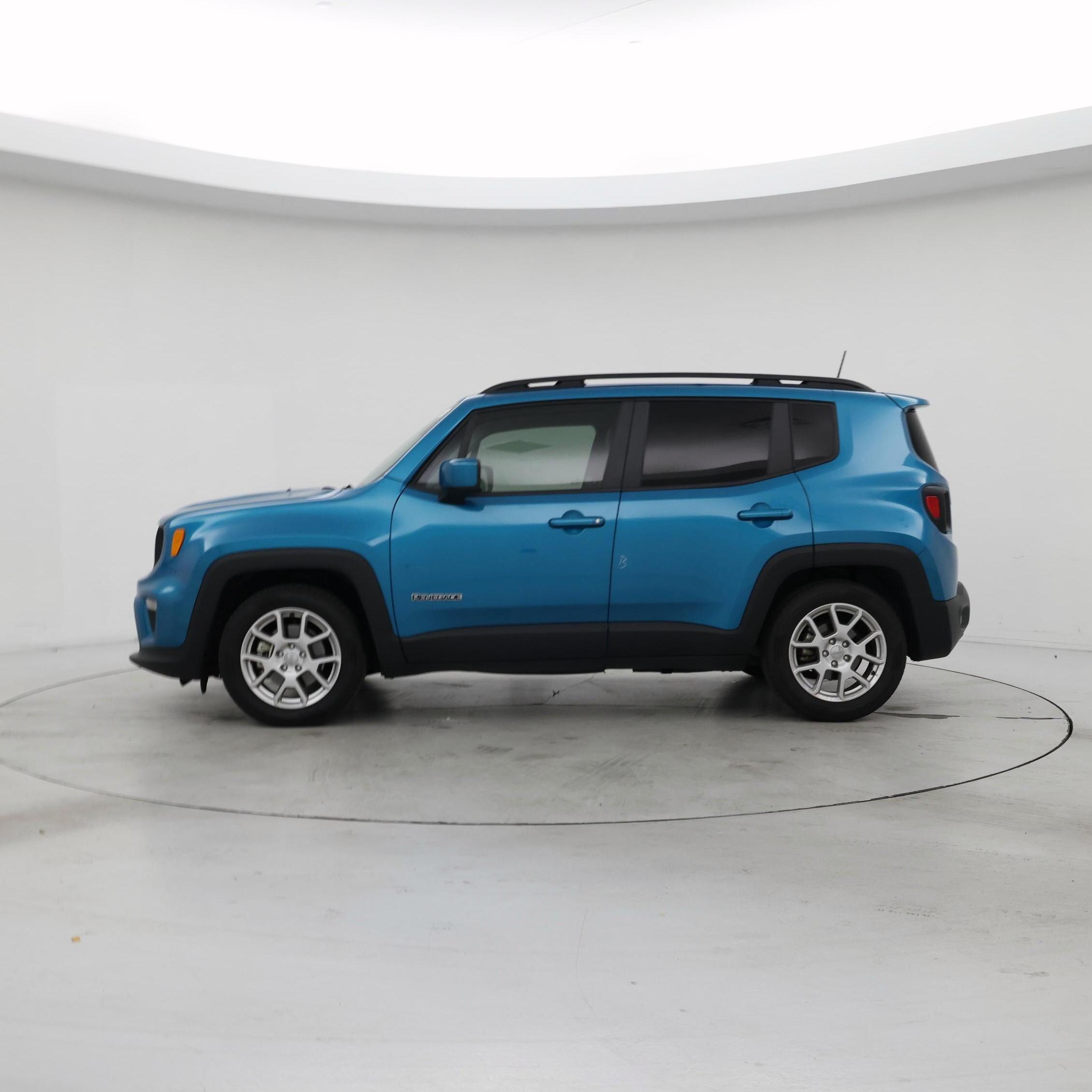 Thumbnail: 2021 Jeep Renegade - 3