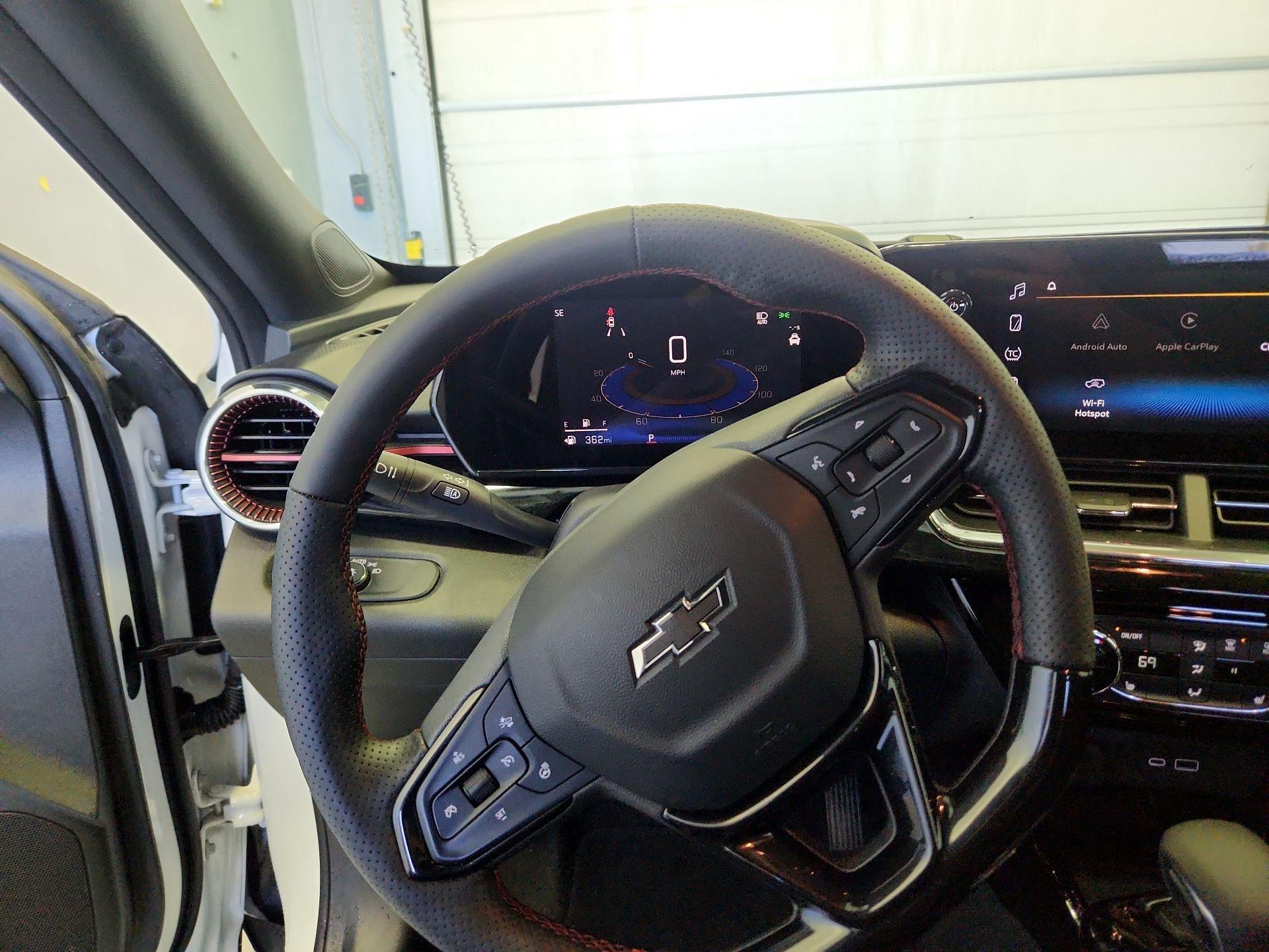 Thumbnail: 2025 Chevrolet Trax - 10