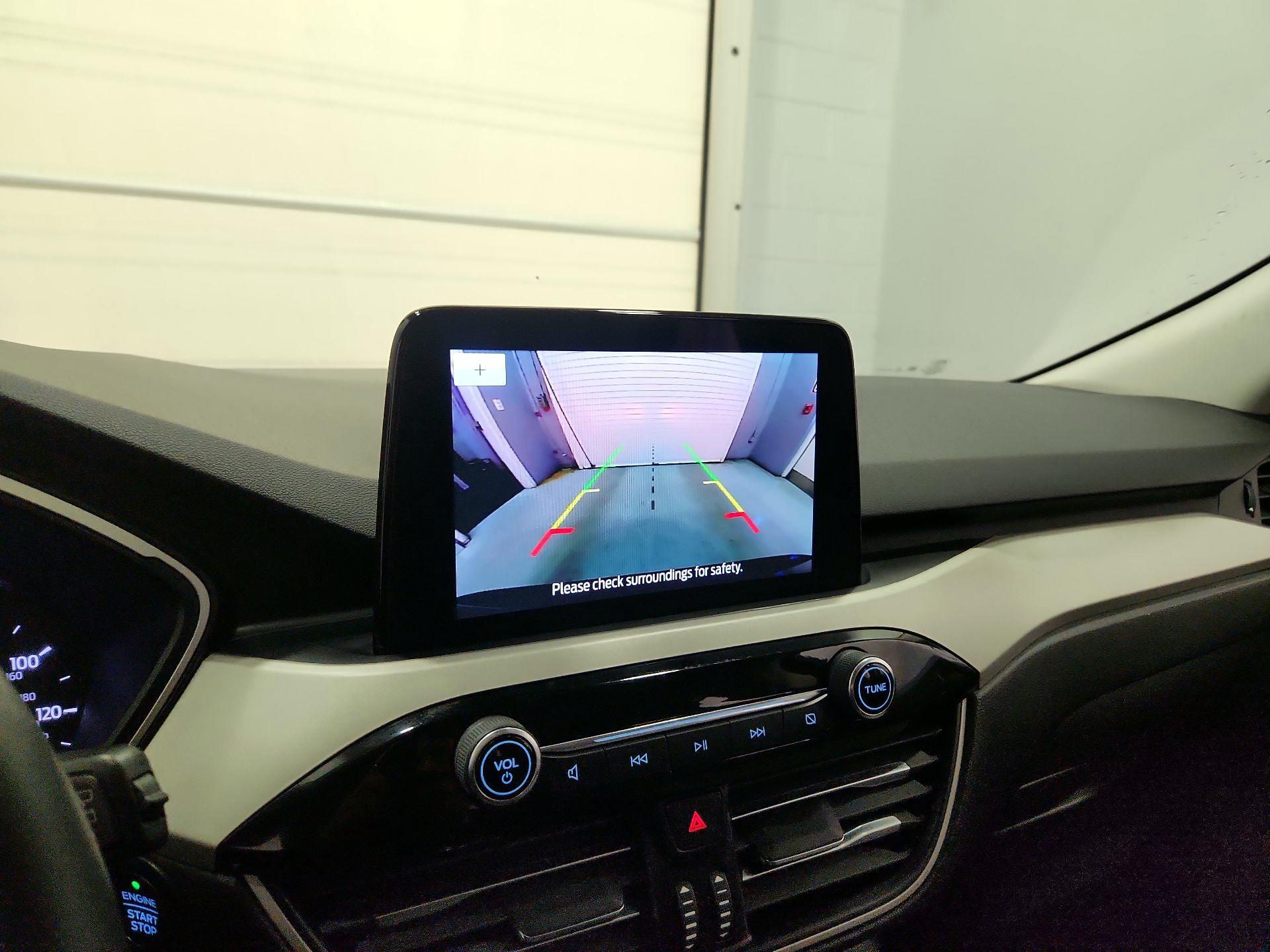 Thumbnail: 2021 Ford Escape - 14