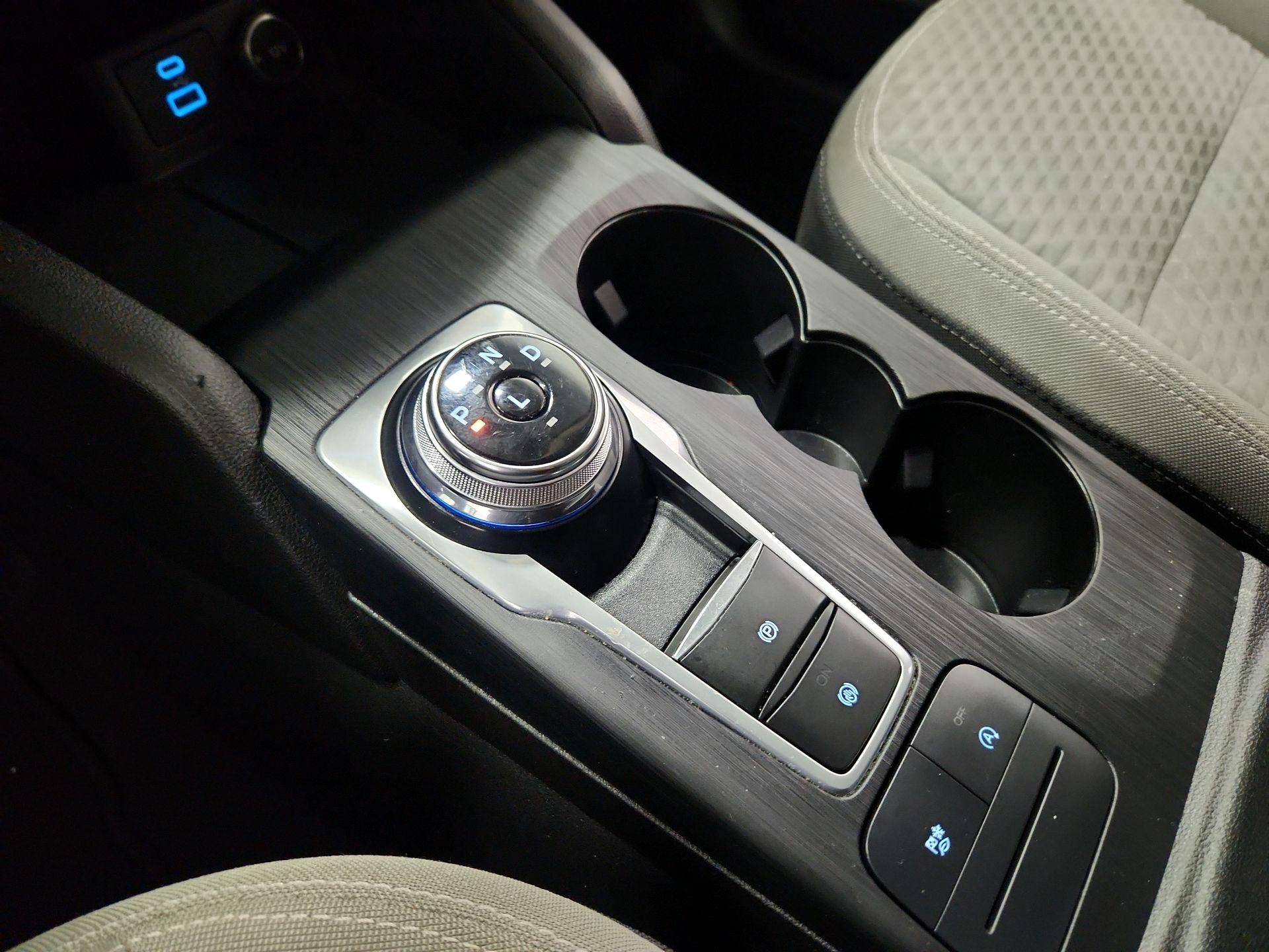 Thumbnail: 2021 Ford Escape - 17