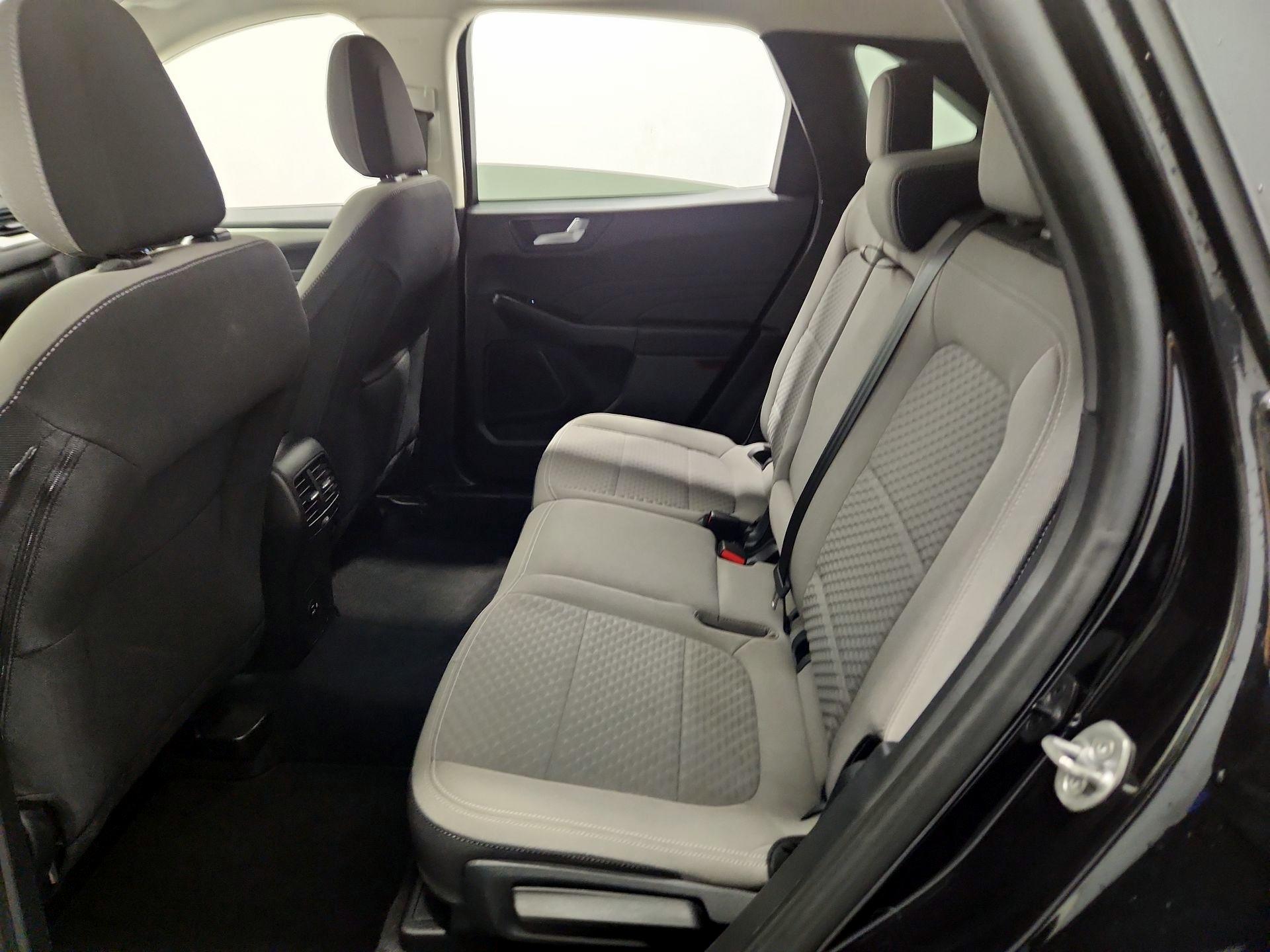 Thumbnail: 2021 Ford Escape - 19