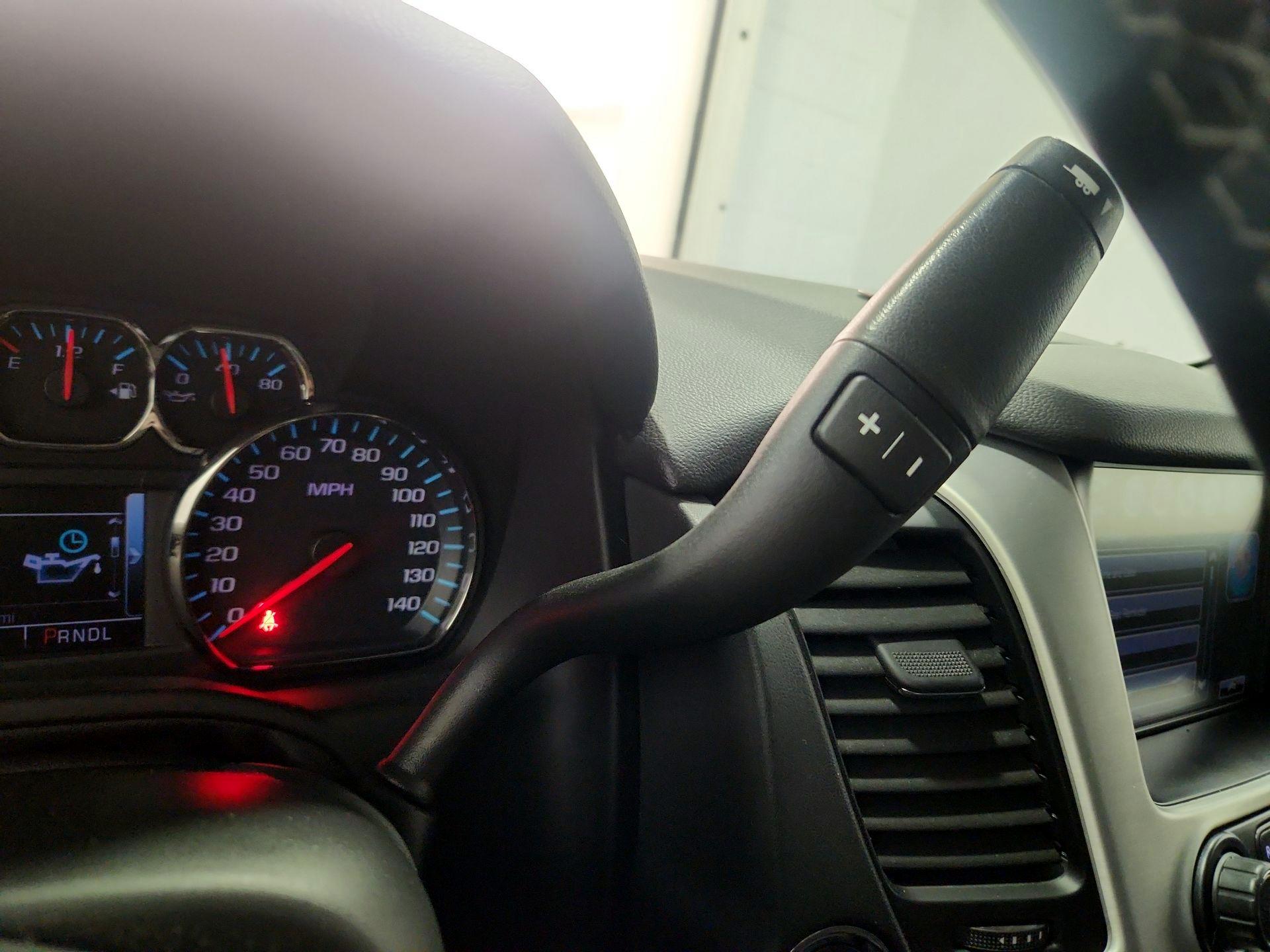 Thumbnail: 2018 GMC Yukon XL - 17