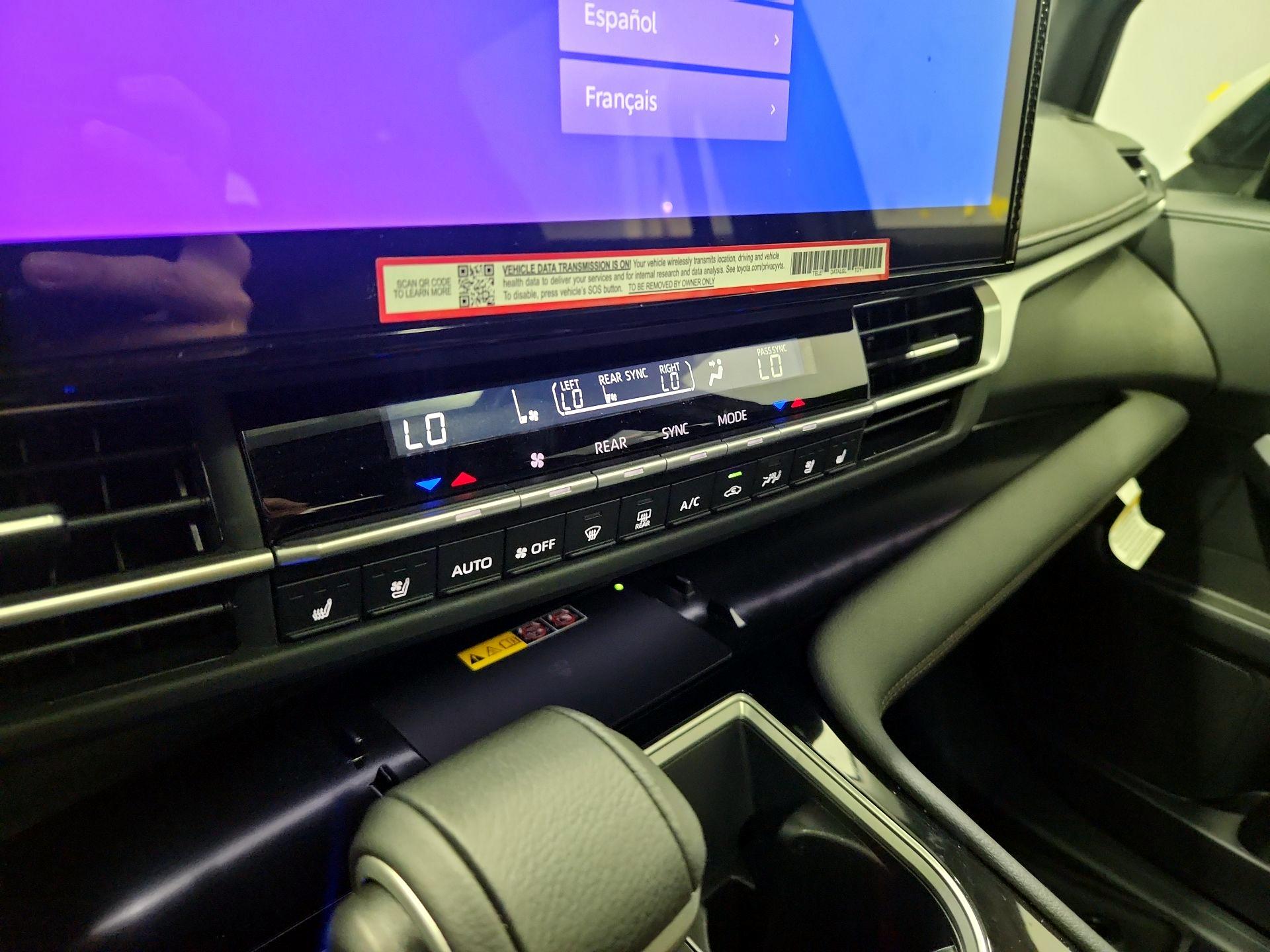 Thumbnail: 2025 Toyota Sienna - 17