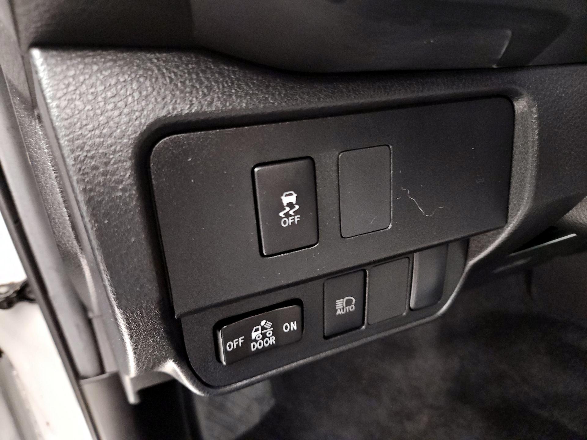 Thumbnail: 2023 Toyota Tacoma - 13