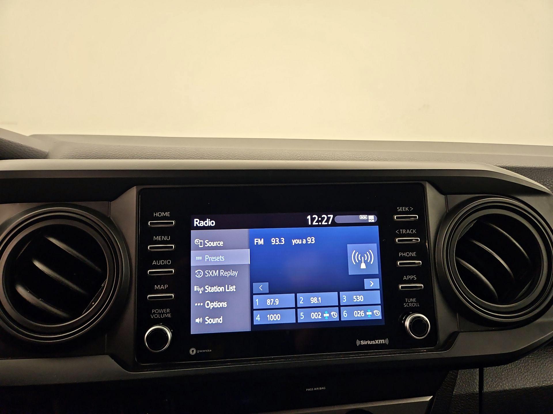 Thumbnail: 2023 Toyota Tacoma - 15