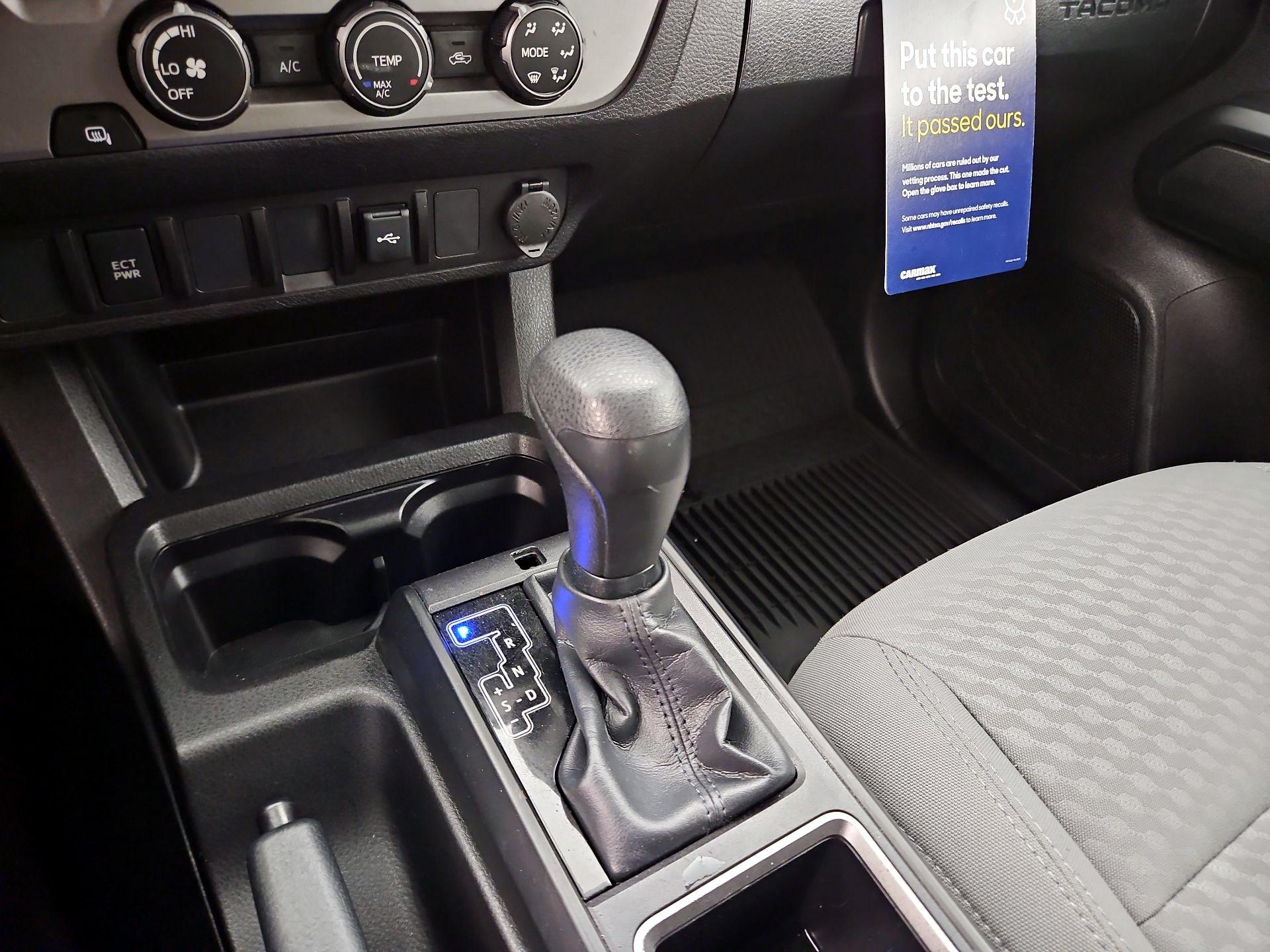 Thumbnail: 2023 Toyota Tacoma - 17