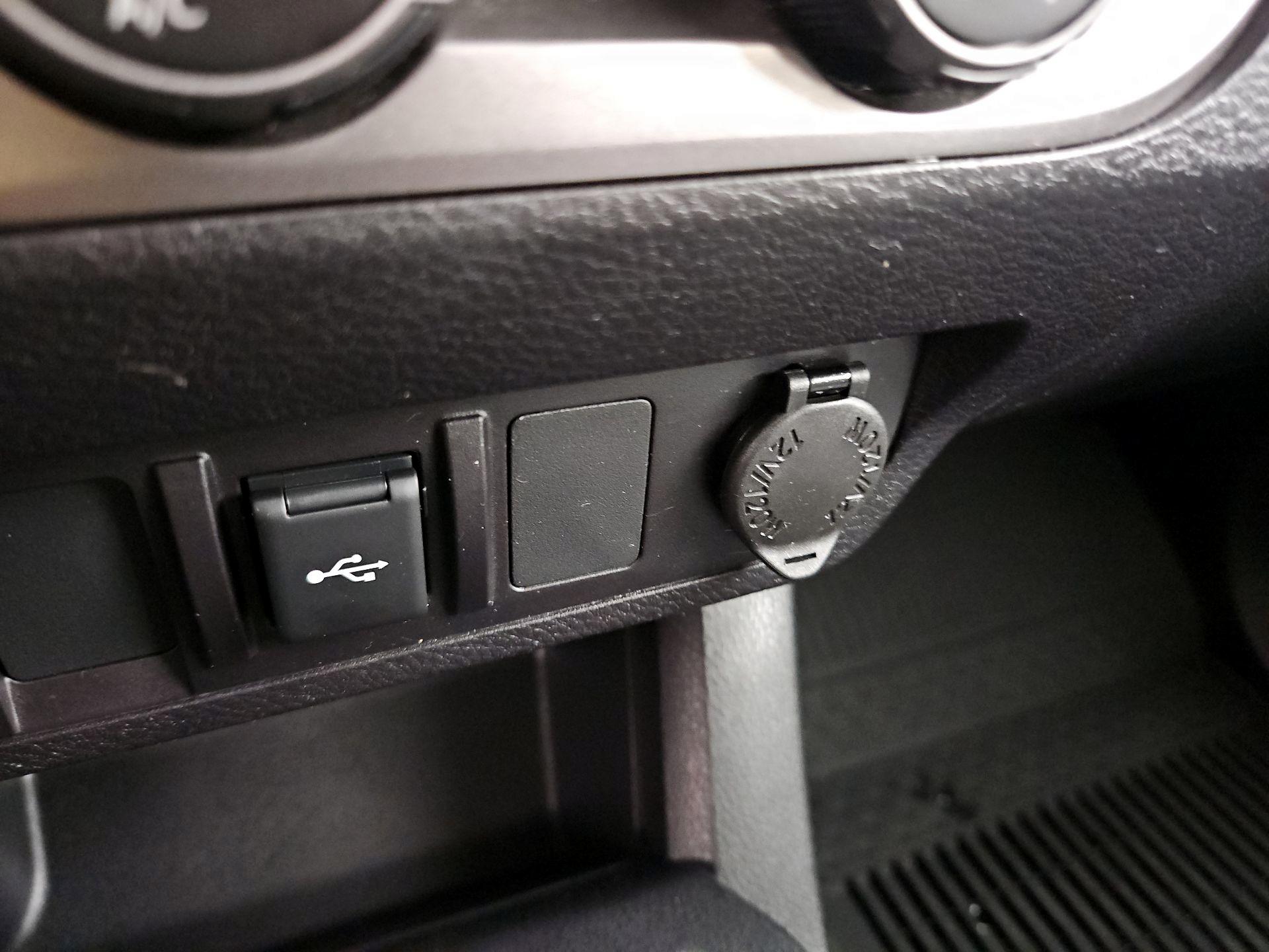 Thumbnail: 2023 Toyota Tacoma - 18