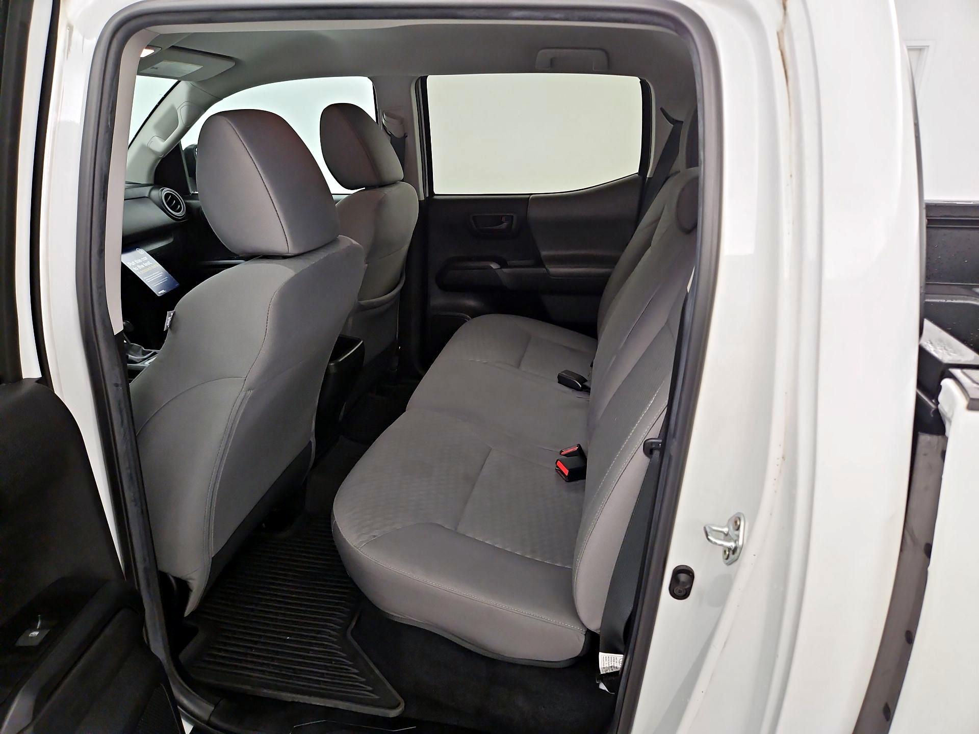 Thumbnail: 2023 Toyota Tacoma - 19