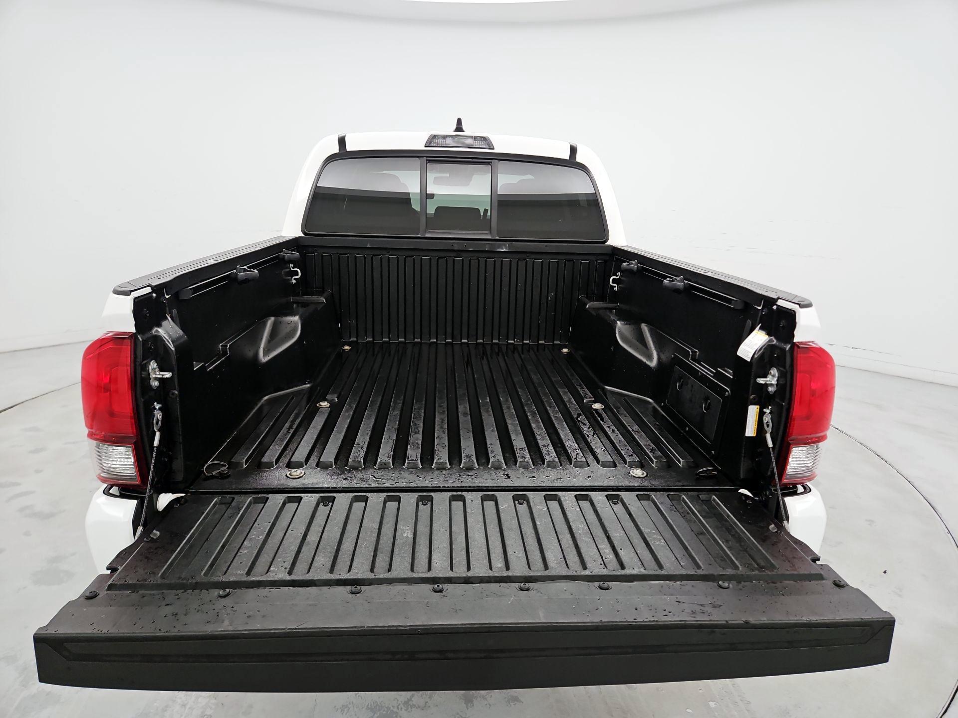 Thumbnail: 2023 Toyota Tacoma - 20