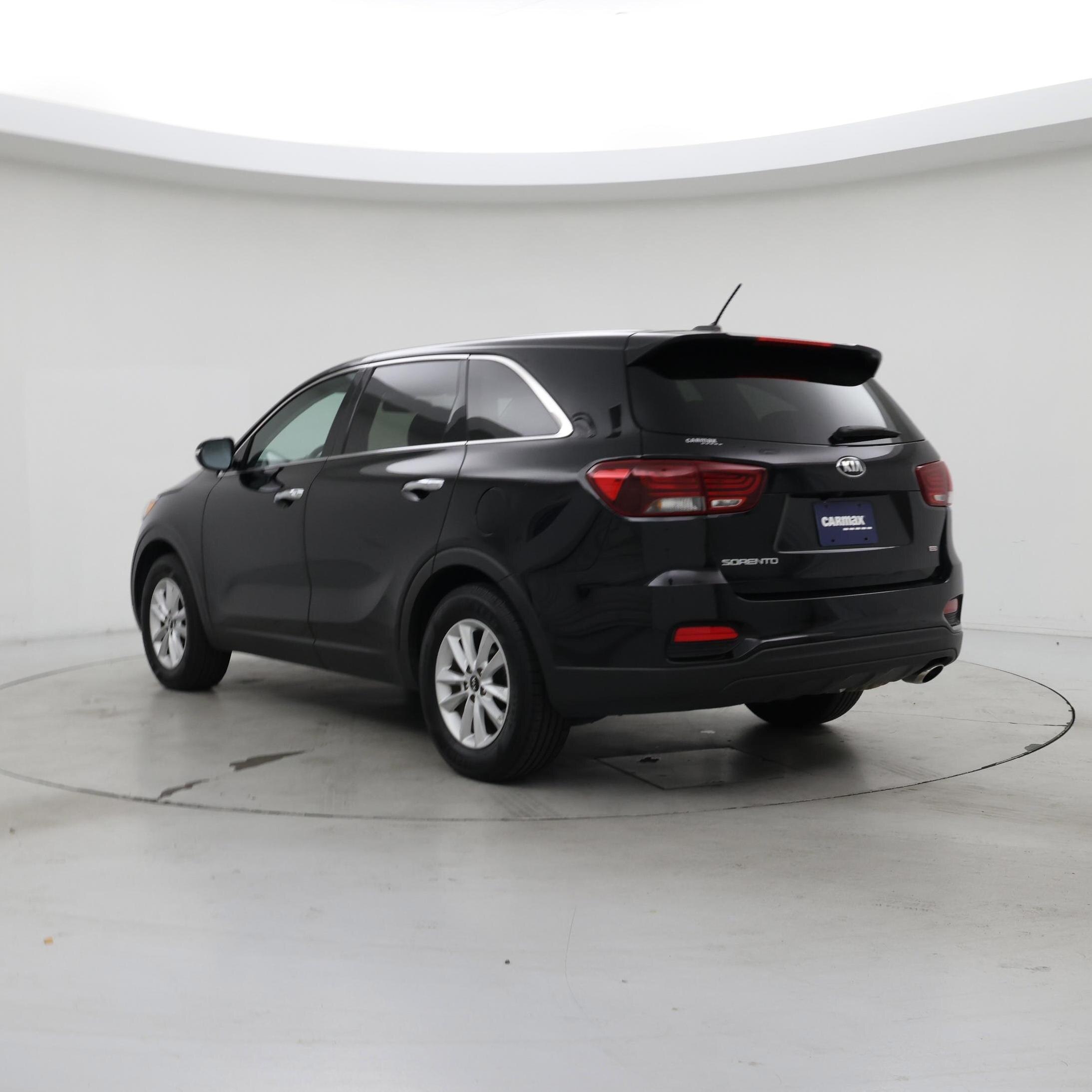 Thumbnail: 2020 Kia Sorento - 2