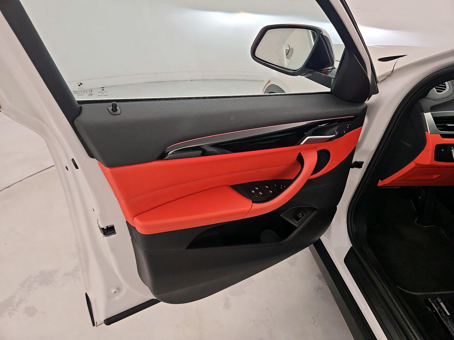 Thumbnail: 2020 BMW X2 - 12