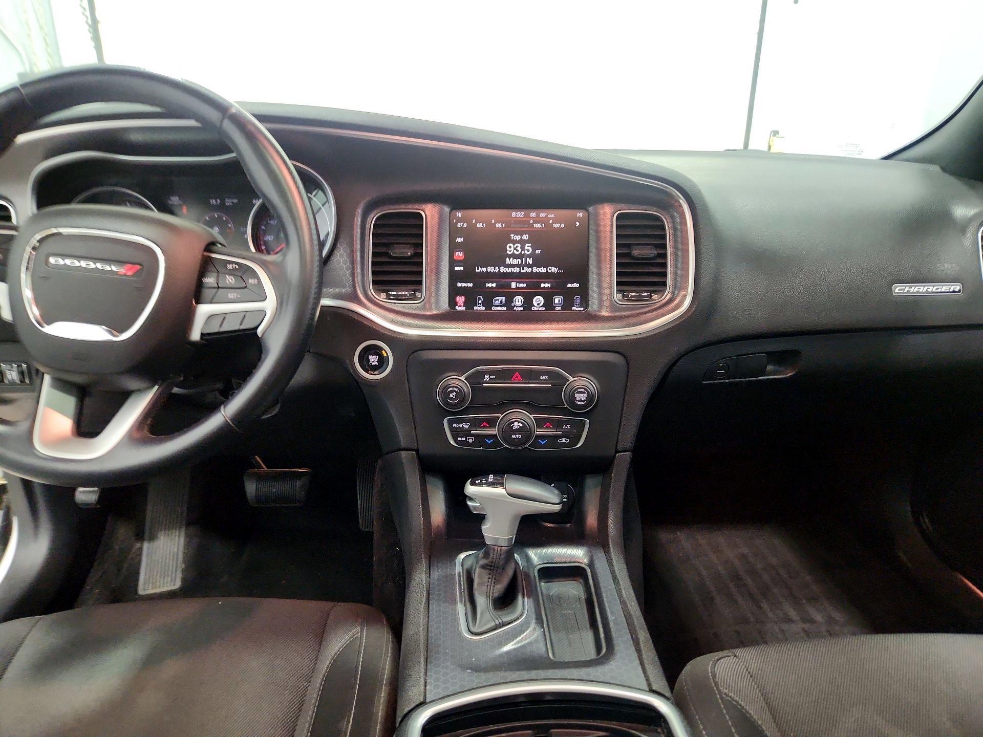 Thumbnail: 2015 Dodge Charger - 9