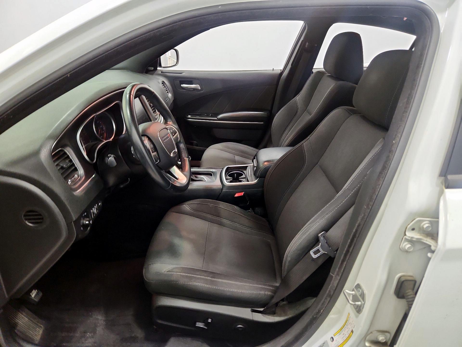 Thumbnail: 2015 Dodge Charger - 11