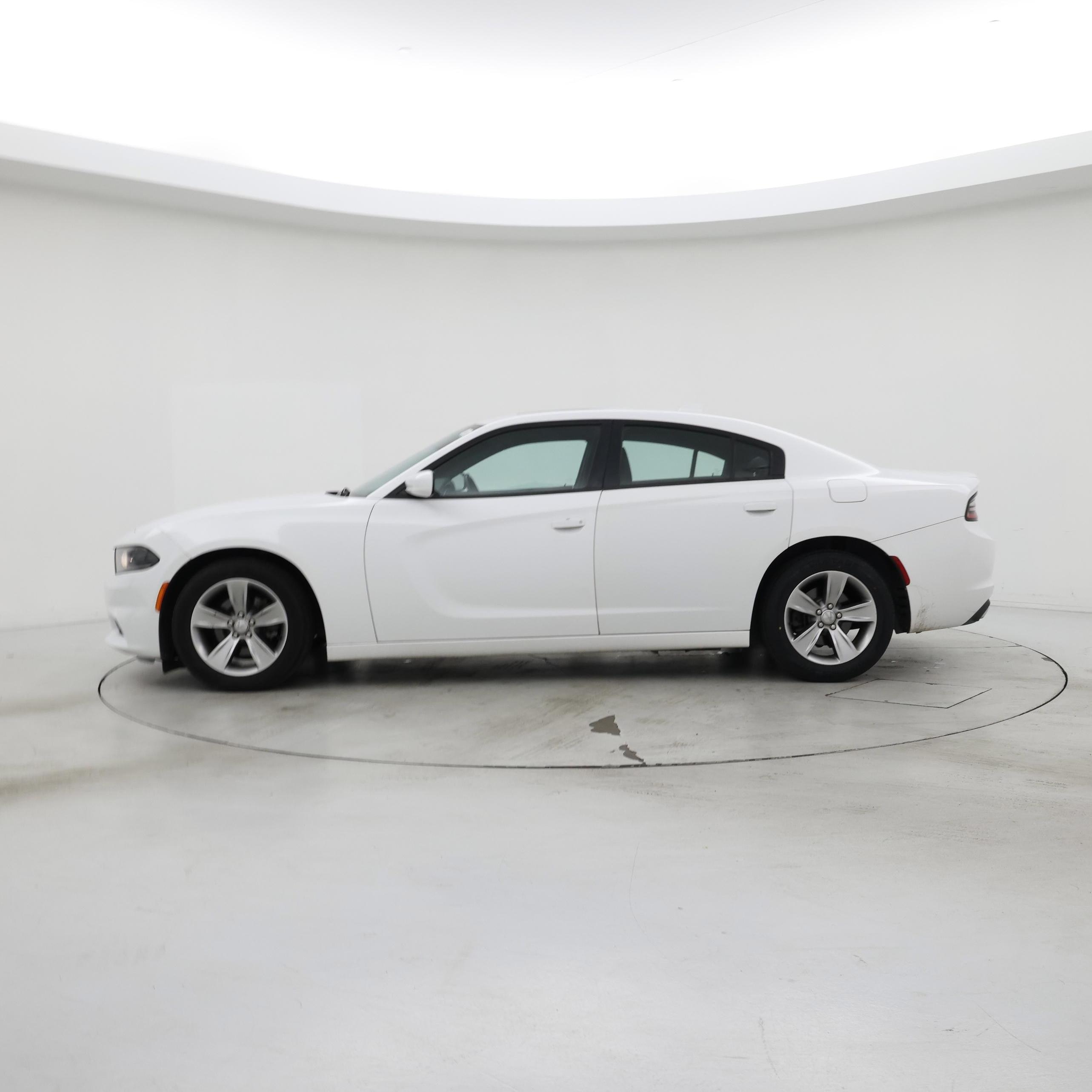 Thumbnail: 2015 Dodge Charger - 3