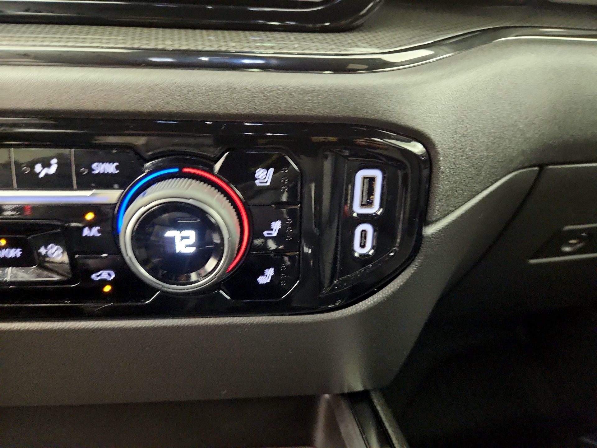 Thumbnail: 2023 Chevrolet Silverado 1500 - 16